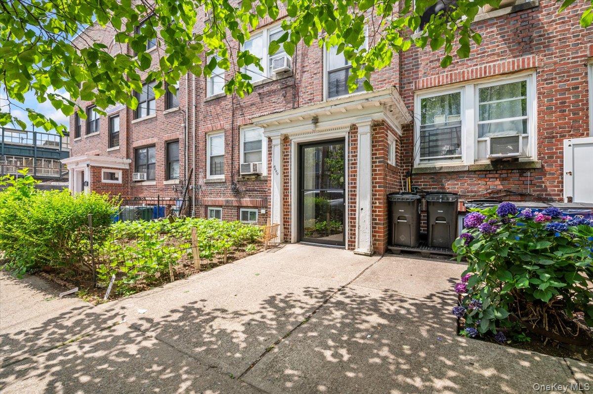 #1 photo, 8640 123rd Street, クイーンズ区 Richmond Hill , NY 11418