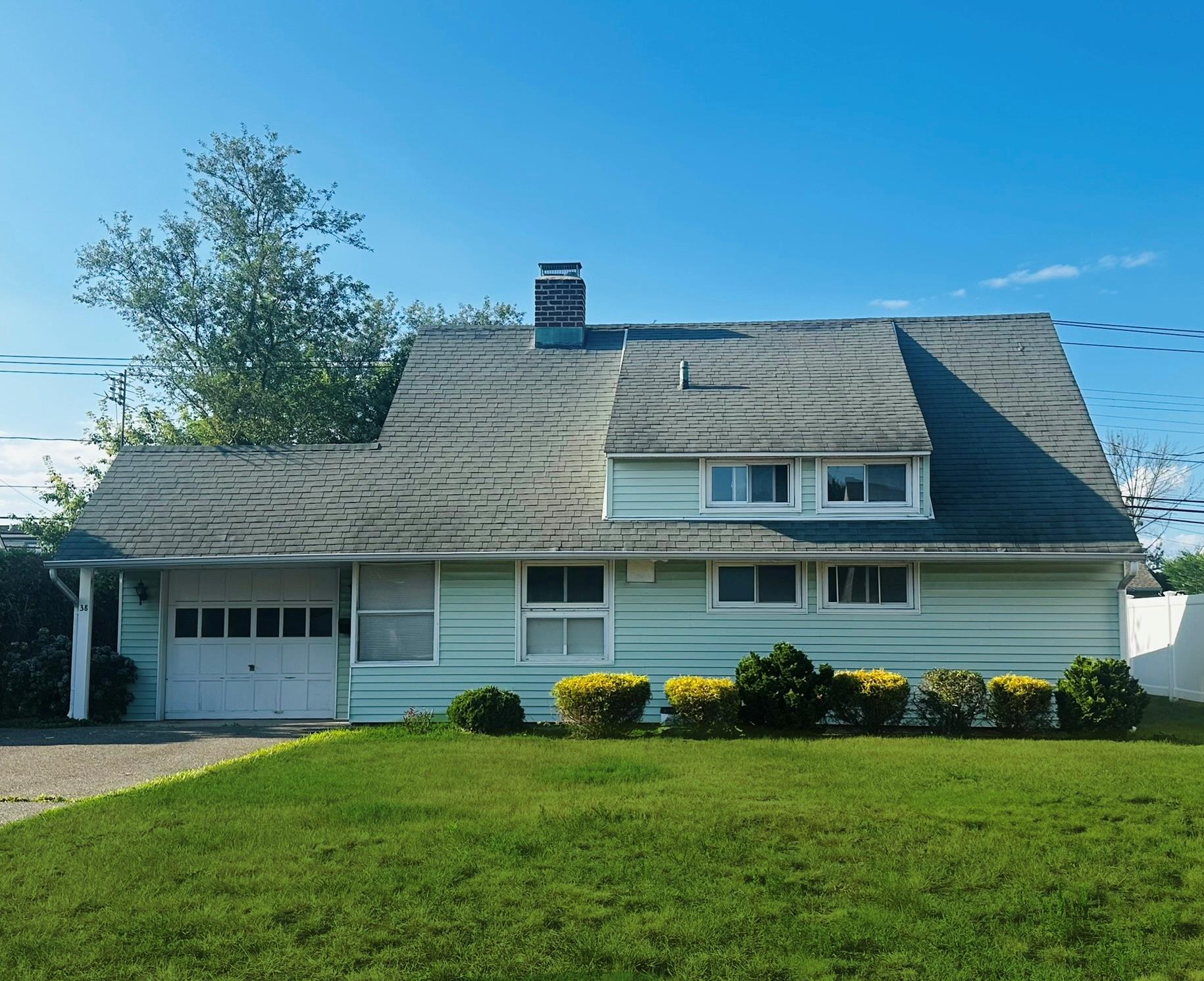 #1 photo, 38 Walnut Lane, Hicksville , NY 11801