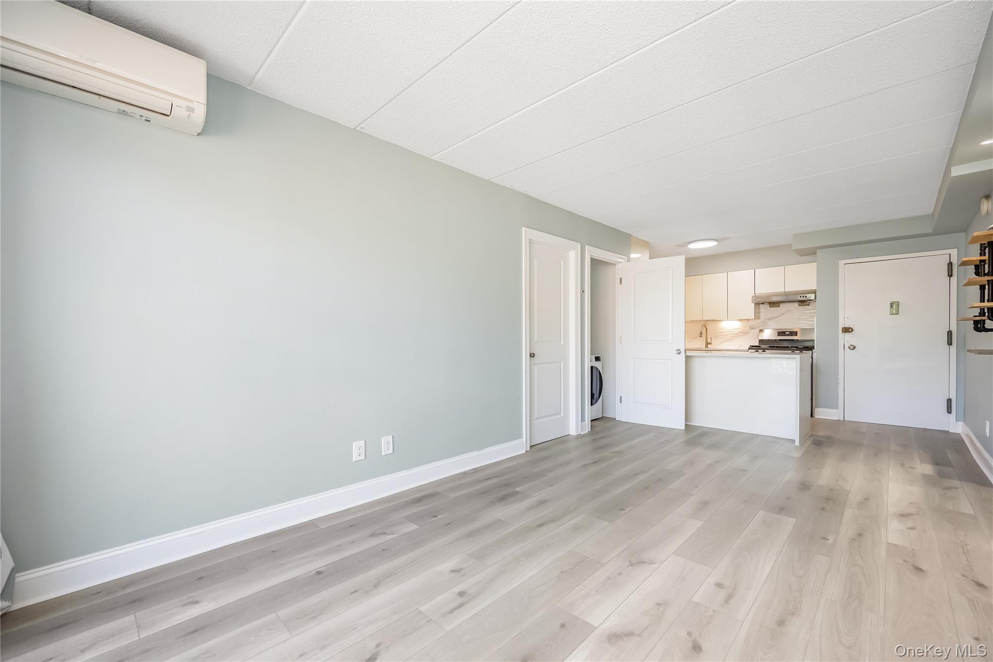 #9 photo, 7601 113th Street, 皇后區 森林小丘 Forest Hills , NY 11375