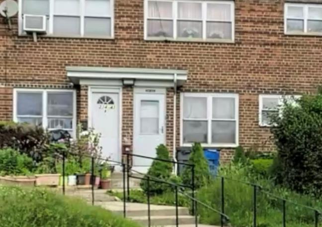 #1 photo, 214-37 hillside Avenue, 皇后区 Queens Village , NY 11427