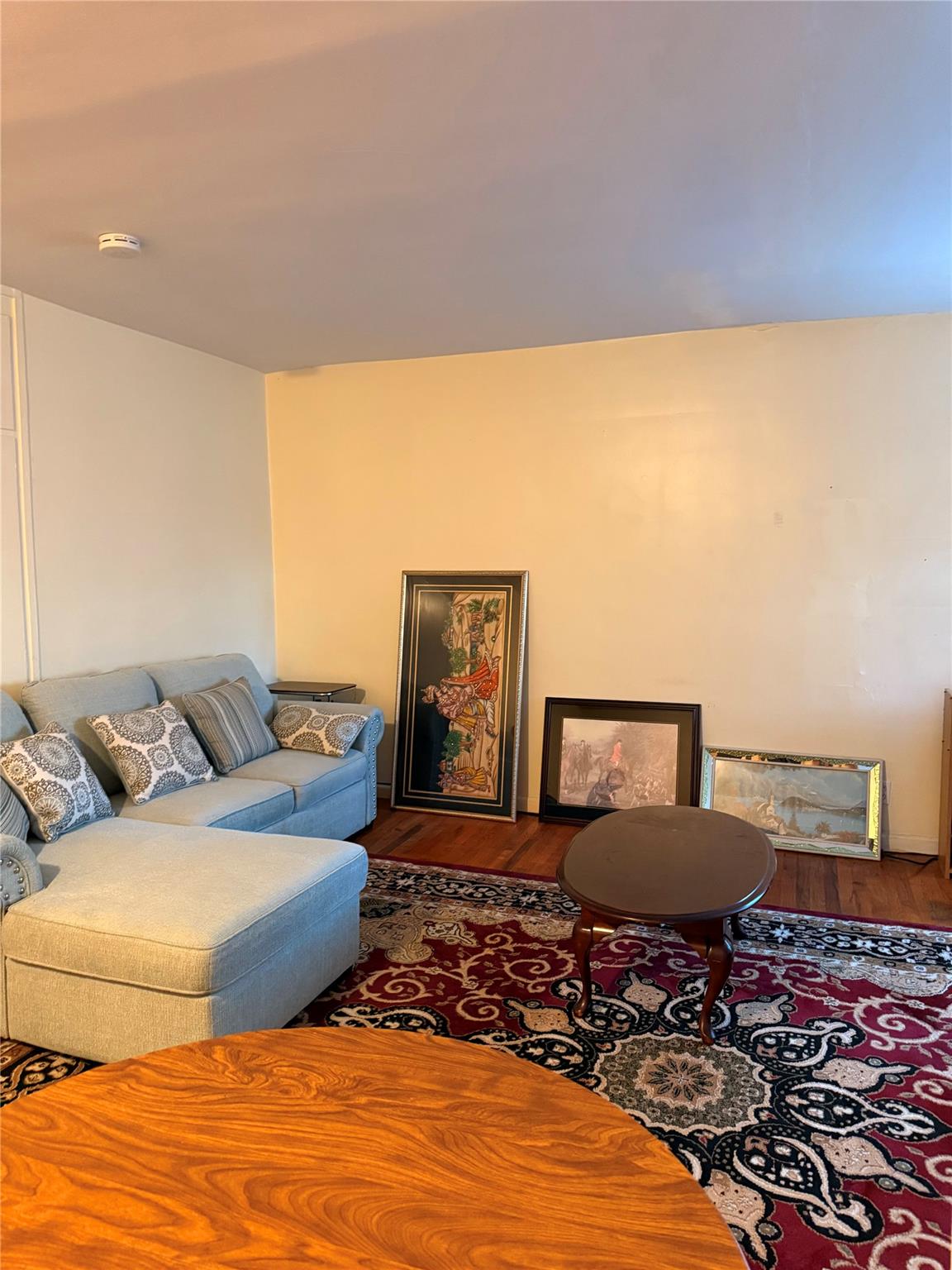 #2 photo, 214-37 hillside Avenue, 皇后区 Queens Village , NY 11427