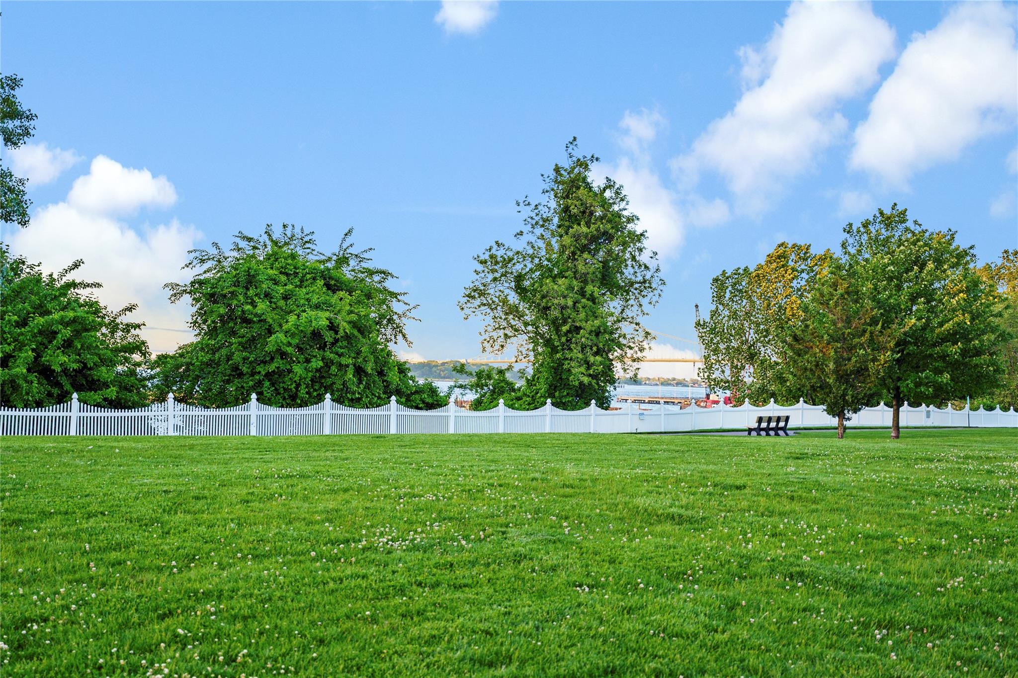 #19 photo, 3-17 Endeavor Place, クイーンズ区 College Point , NY 11356