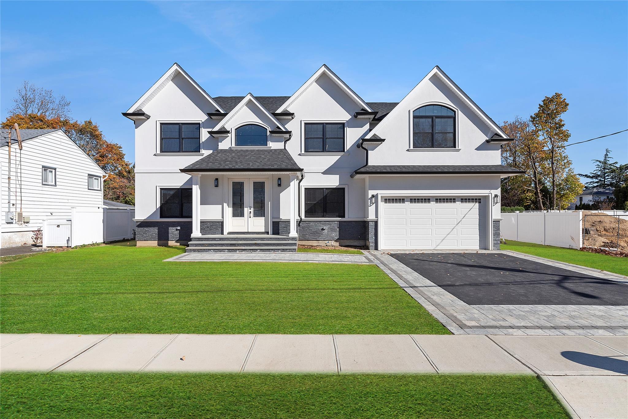 #1 photo, 17 Madison Avenue, Jericho , NY 11753