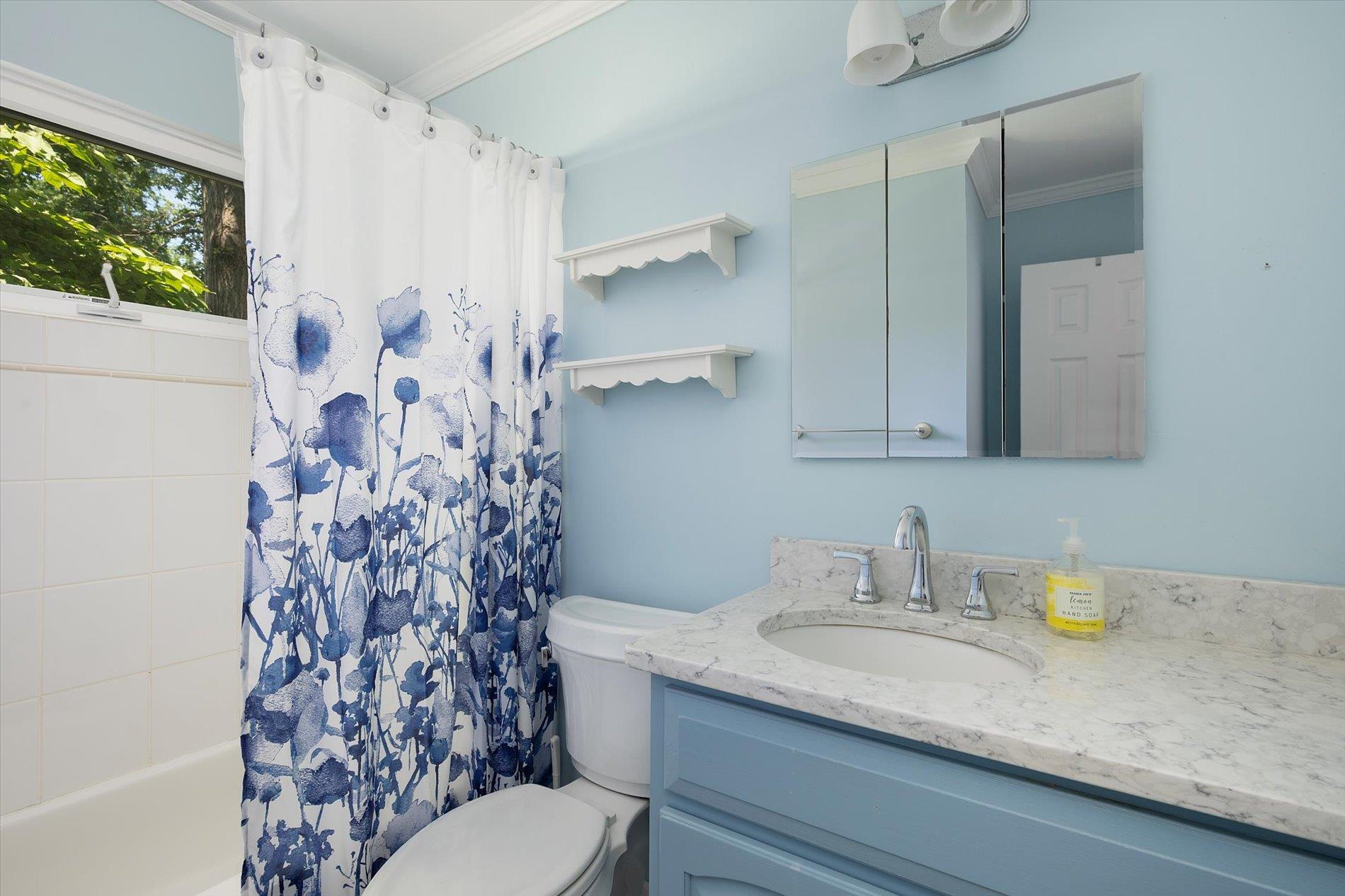 #5 photo, 12 46th Street, サフォーク郡 Islip , NY 11751