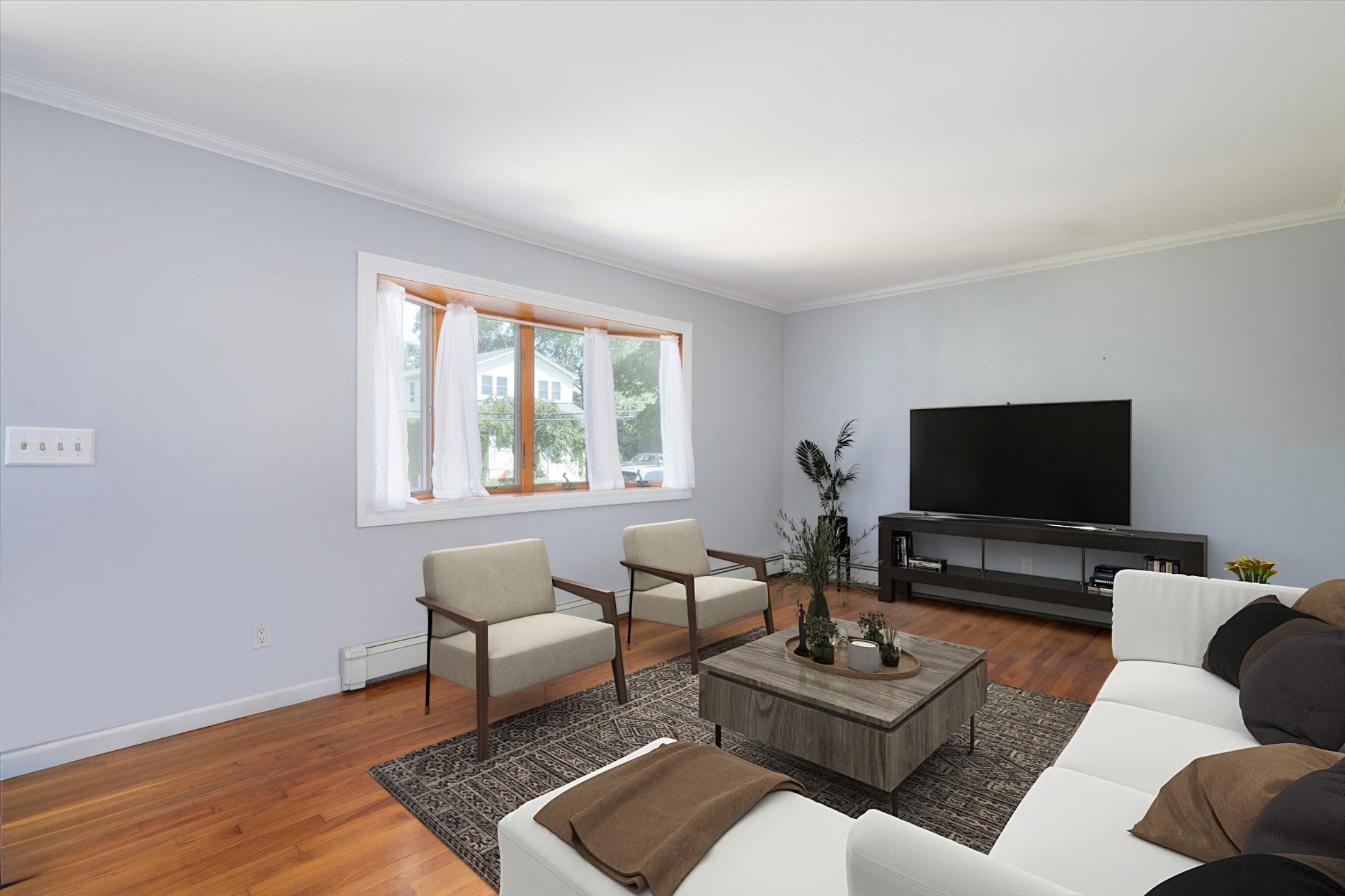 #8 photo, 12 46th Street, サフォーク郡 Islip , NY 11751