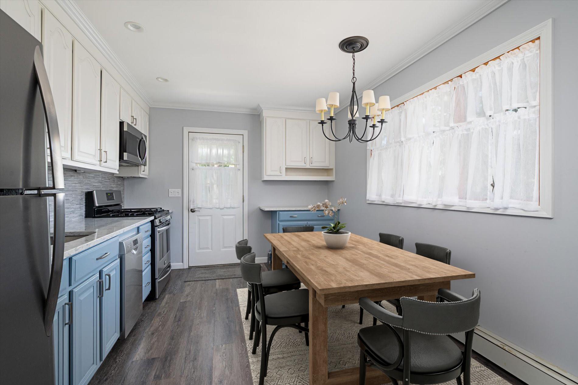 #9 photo, 12 46th Street, サフォーク郡 Islip , NY 11751