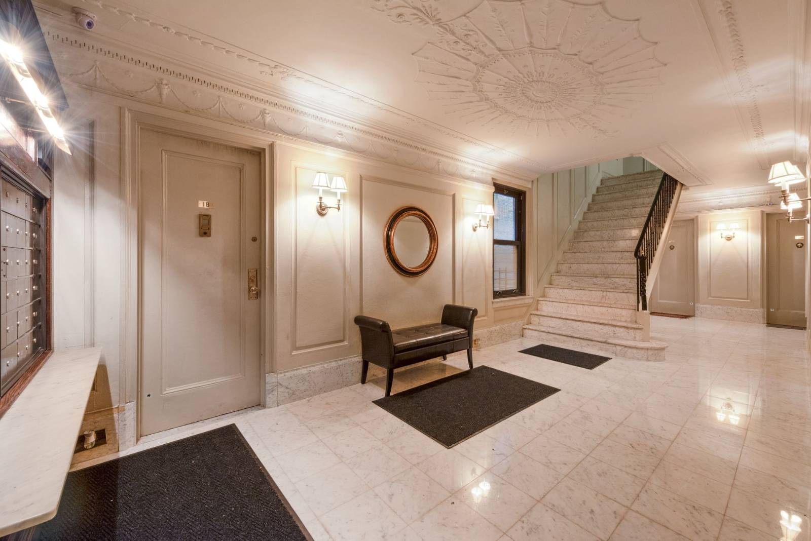 #6 photo, 17 West 64th Street, #8C, マンハッタン New York , NY 10023