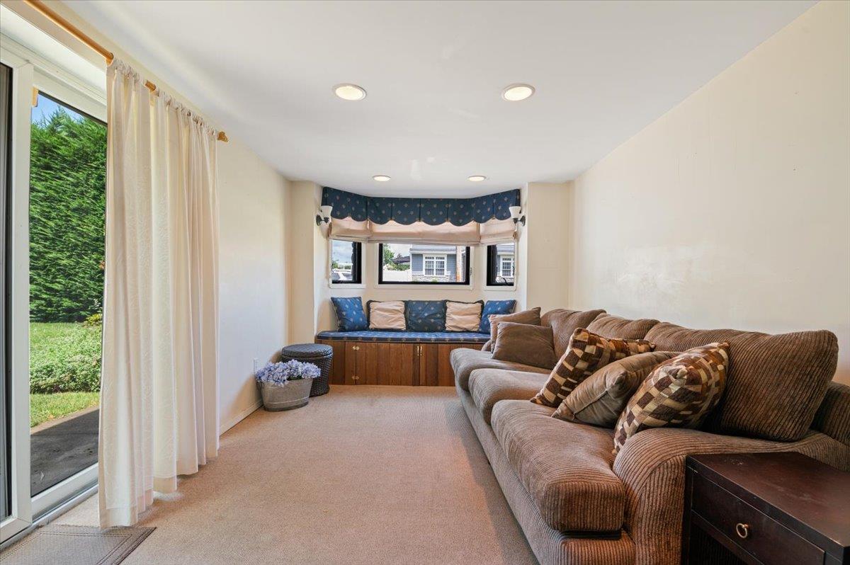 #15 photo, 1016 Tyrus Court, 長島 Merrick , NY 11566