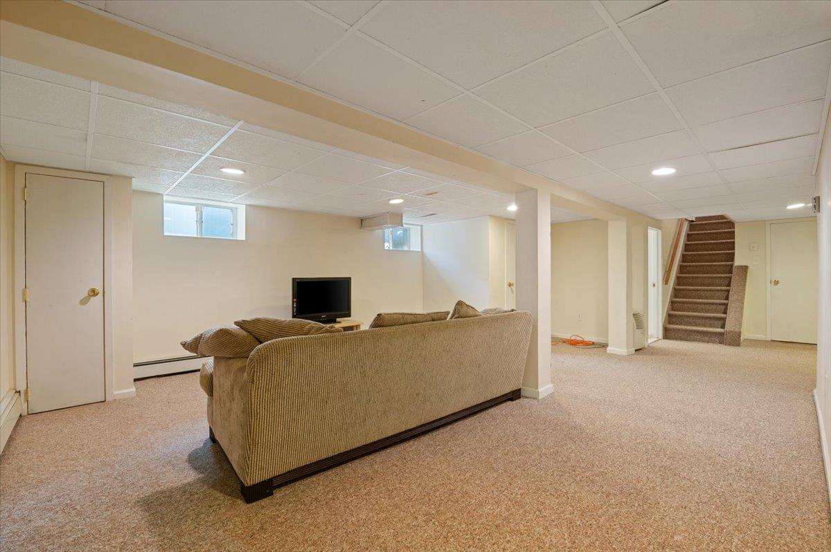 #19 photo, 1016 Tyrus Court, 長島 Merrick , NY 11566