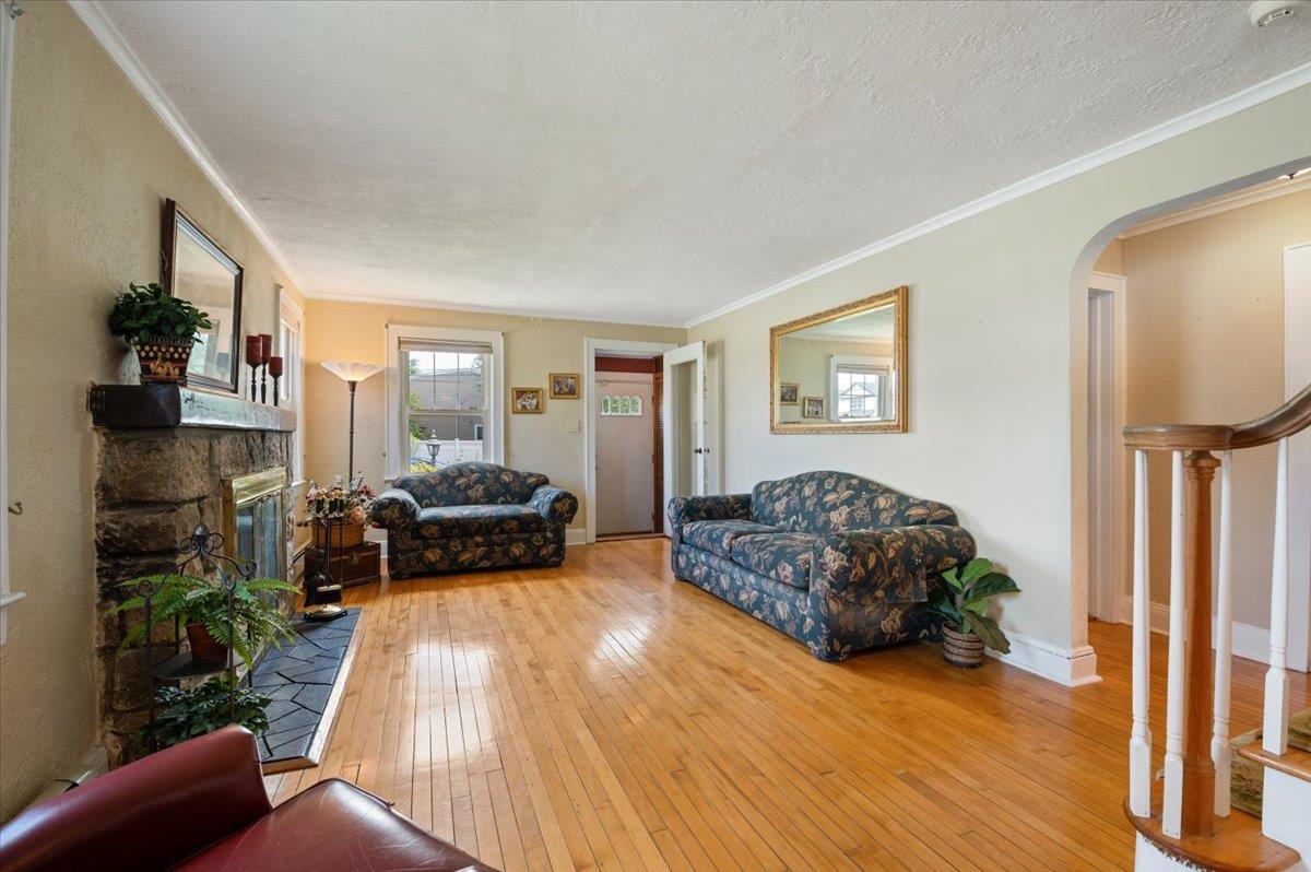 #3 photo, 1016 Tyrus Court, 長島 Merrick , NY 11566