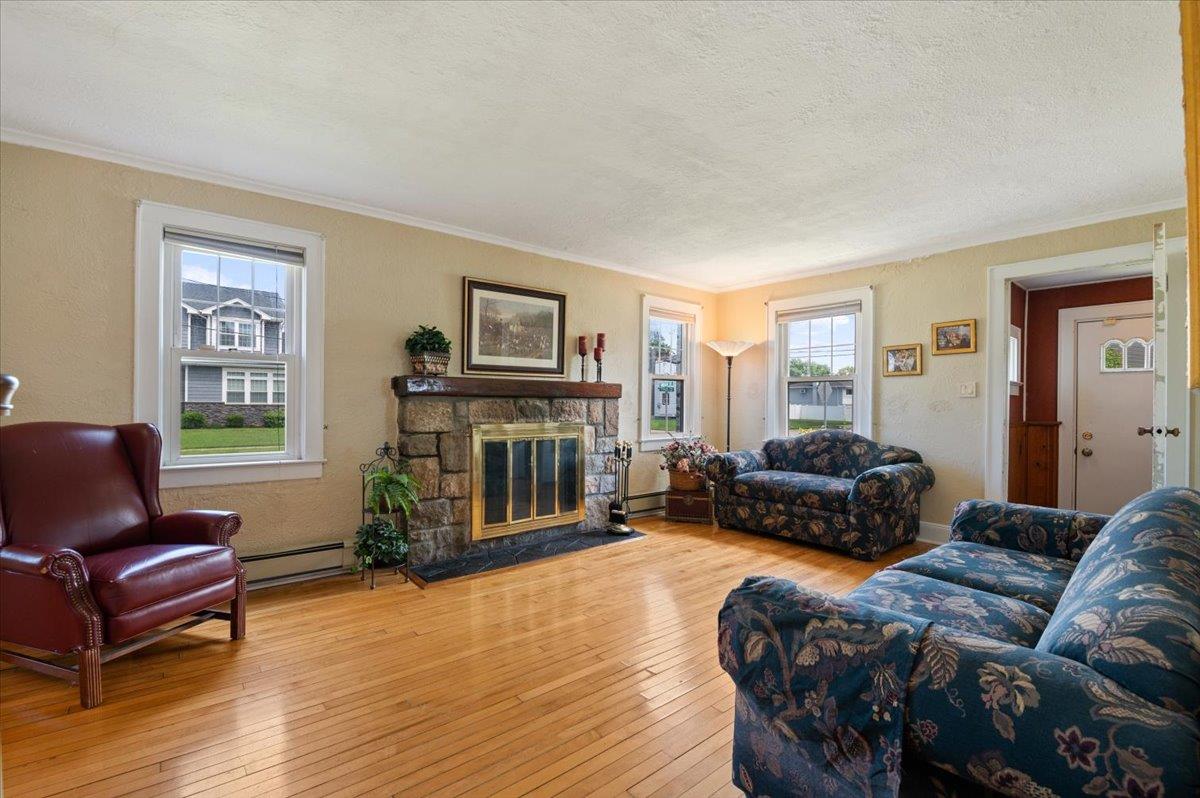 #4 photo, 1016 Tyrus Court, 長島 Merrick , NY 11566