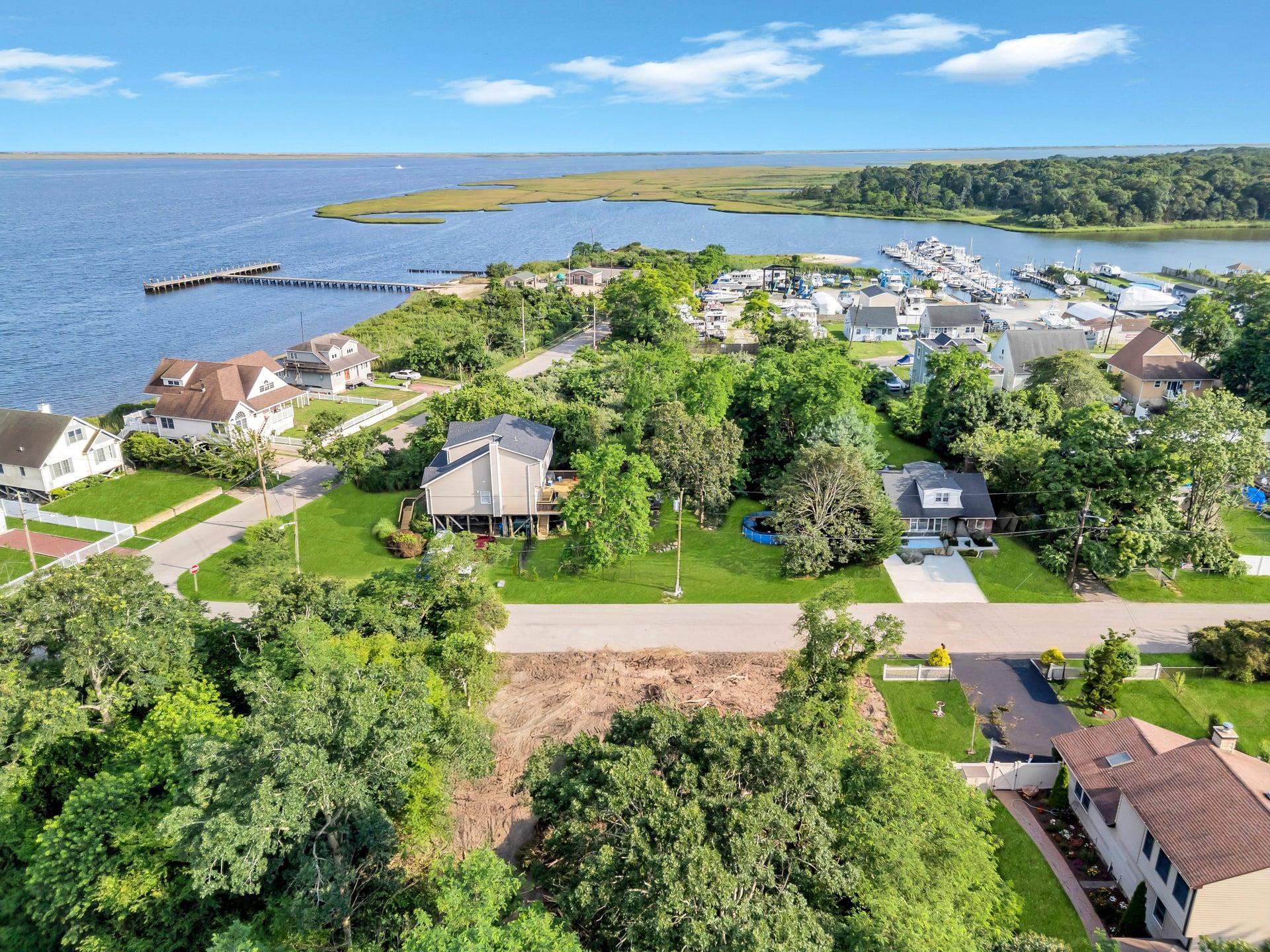 #15 photo, Edgewater Drive, サフォーク郡 Mastic Beach , NY 11951