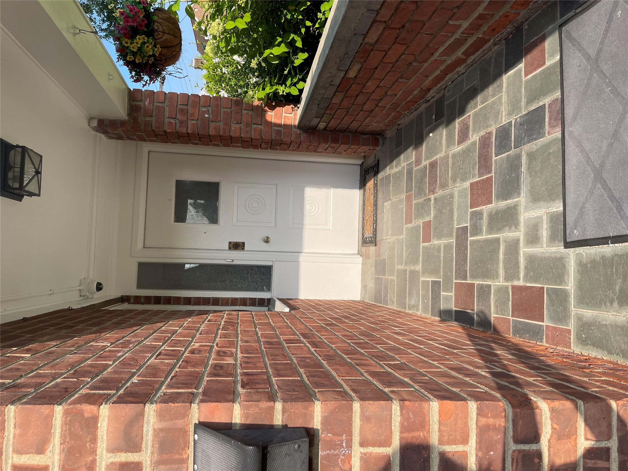 #1 photo, 105 Wakefield Avenue, 紐約州 Yonkers , NY 10704