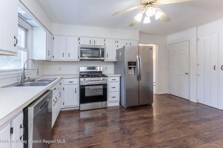 #16 photo, 94 Tammany Street, Kingston , NY 12401