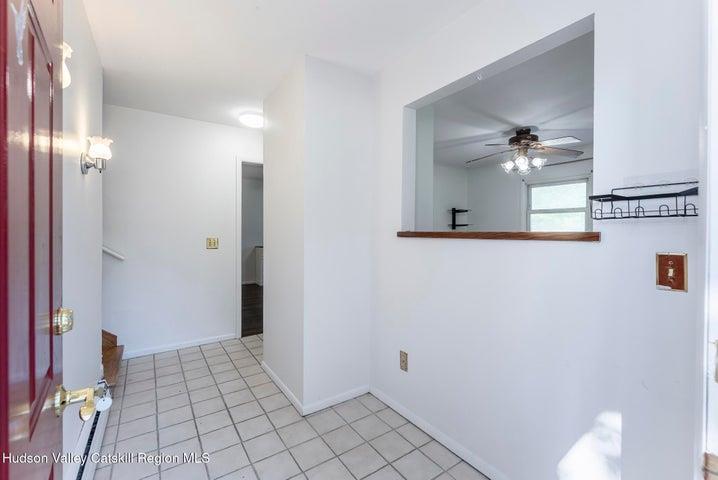 #4 photo, 94 Tammany Street, Kingston , NY 12401