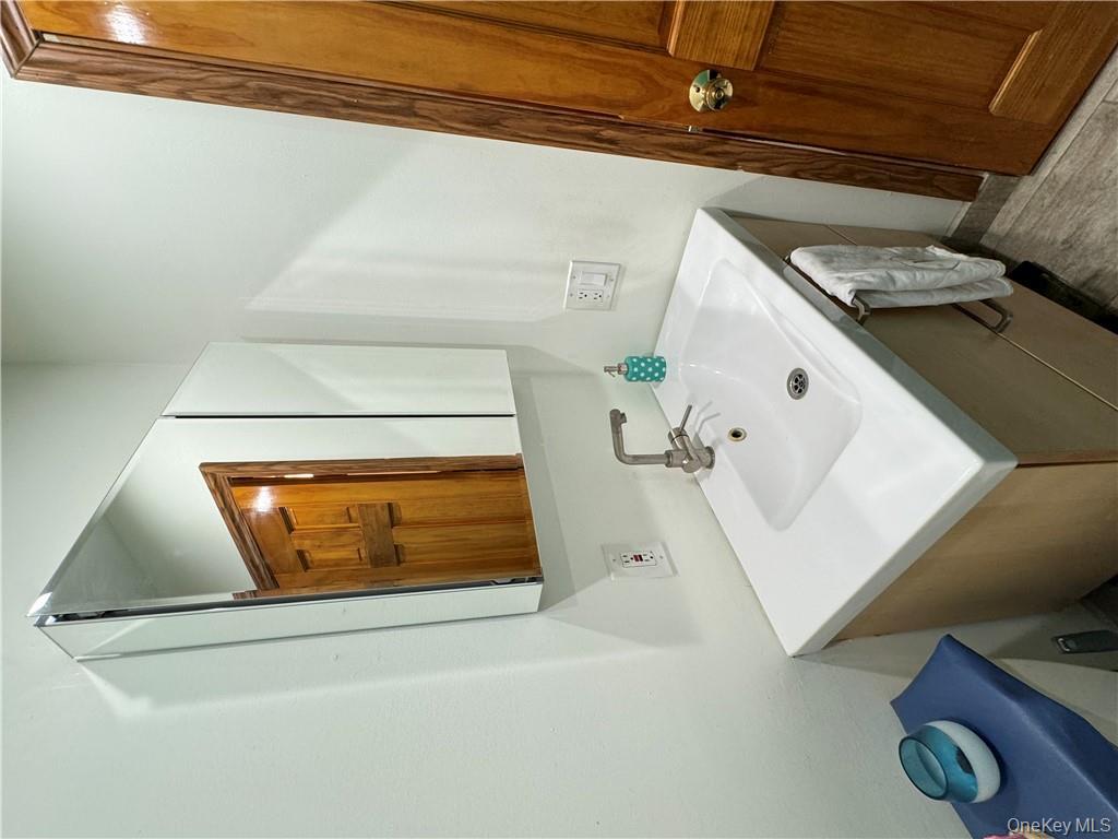 #7 photo, 26 Cooper Road, Poughkeepsie , NY 12603