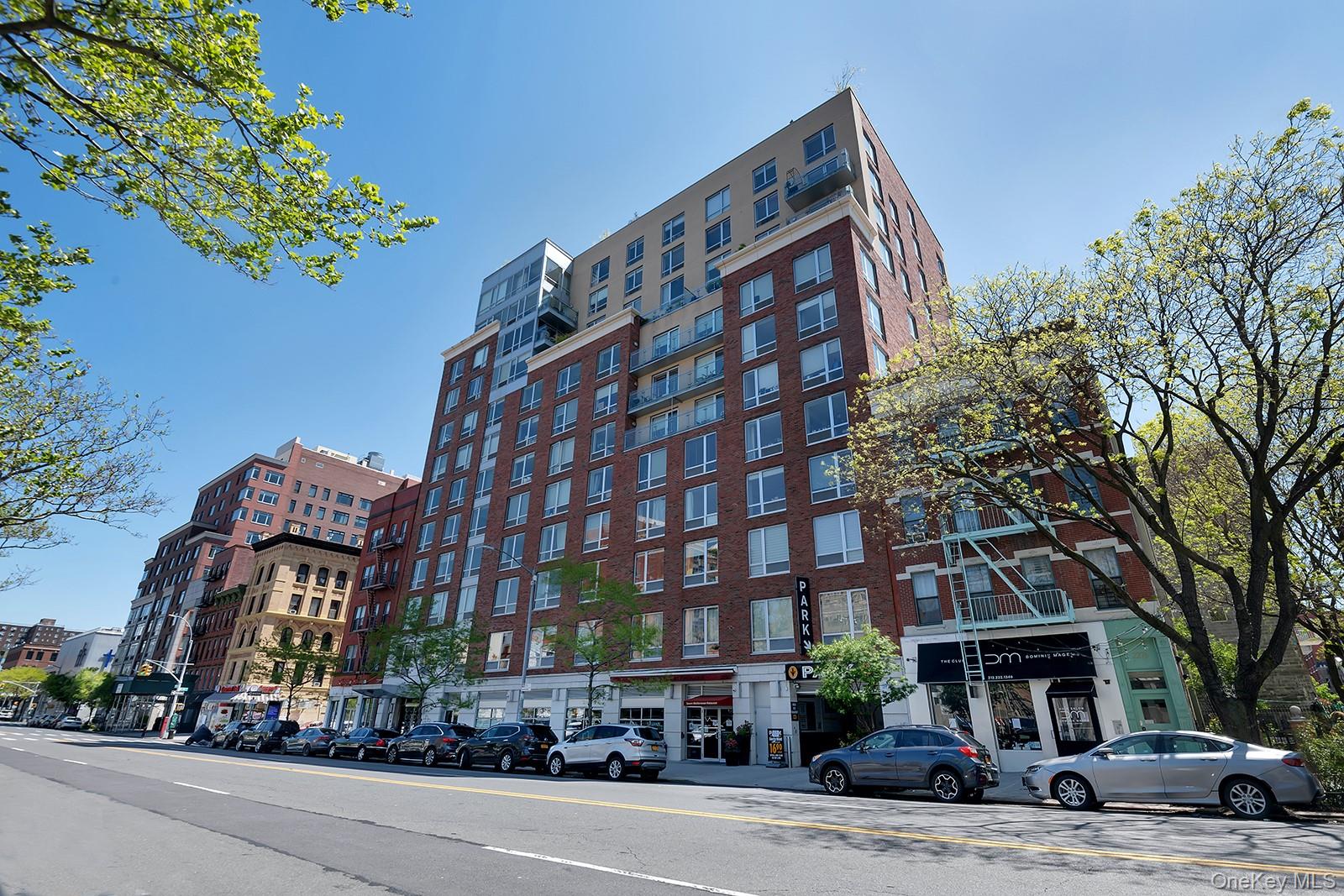 #10 photo, 2280 Frederick Douglass Boulevard, マンハッタン New York (Manhattan) , NY 10027