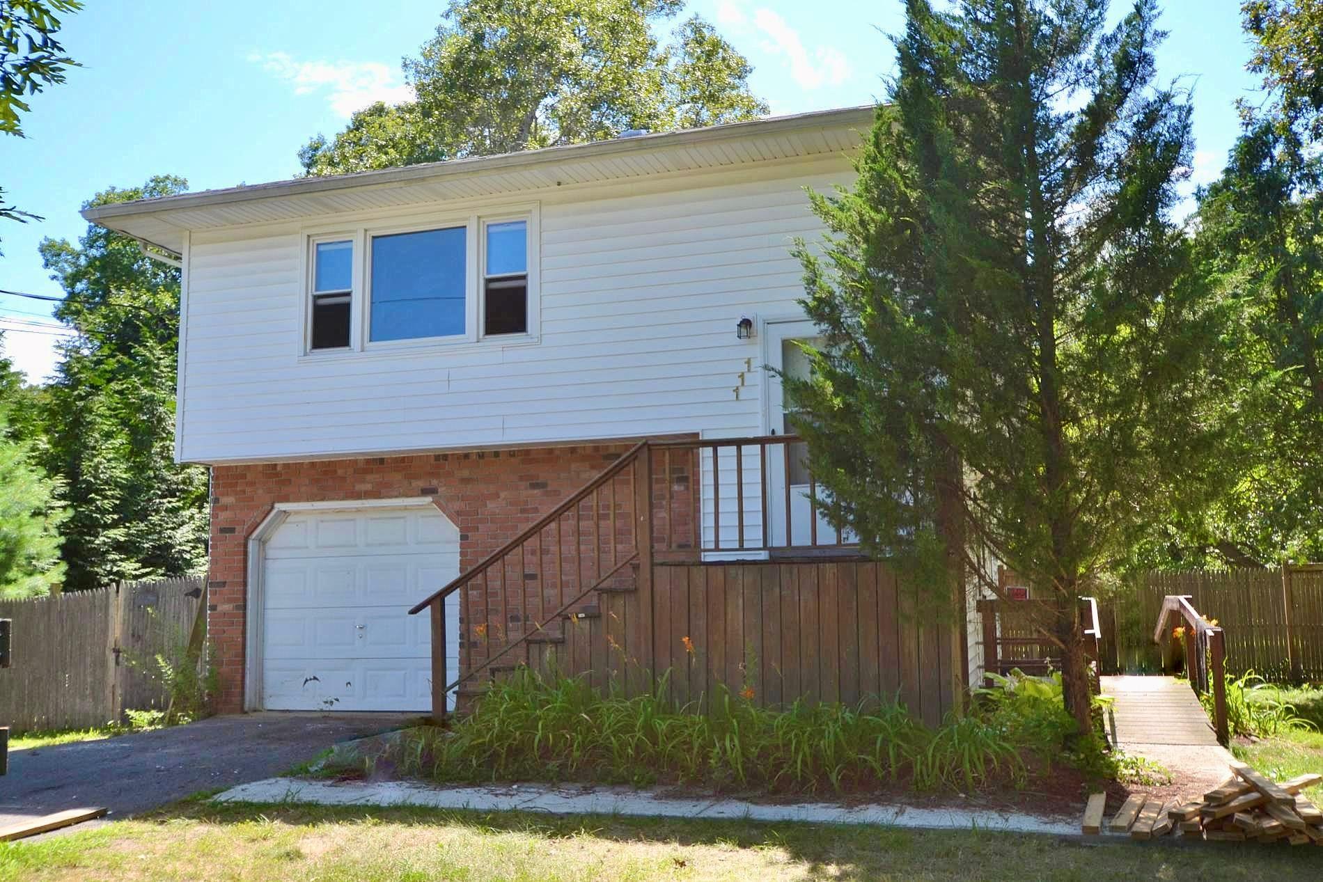 #1 photo, 111 Maple Avenue, 東長島 Shirley , NY 11967