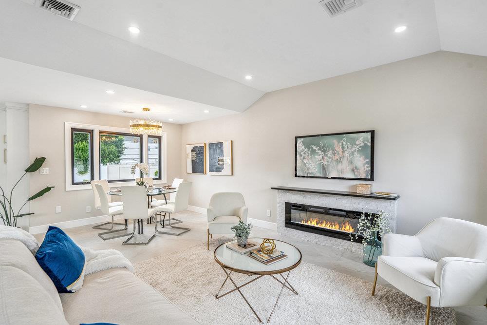 #19 photo, 31 Kalda Lane, Plainview , NY 11803