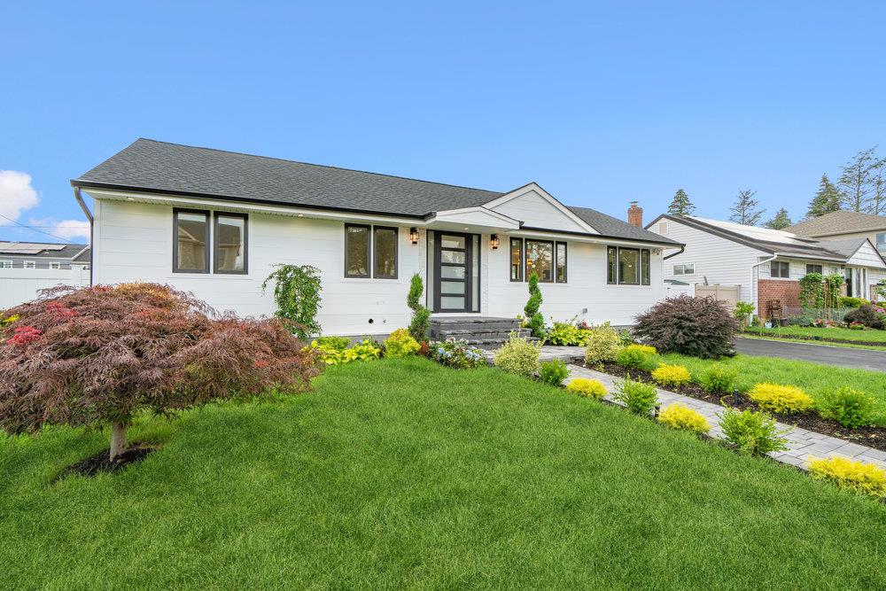 #2 photo, 31 Kalda Lane, Plainview , NY 11803