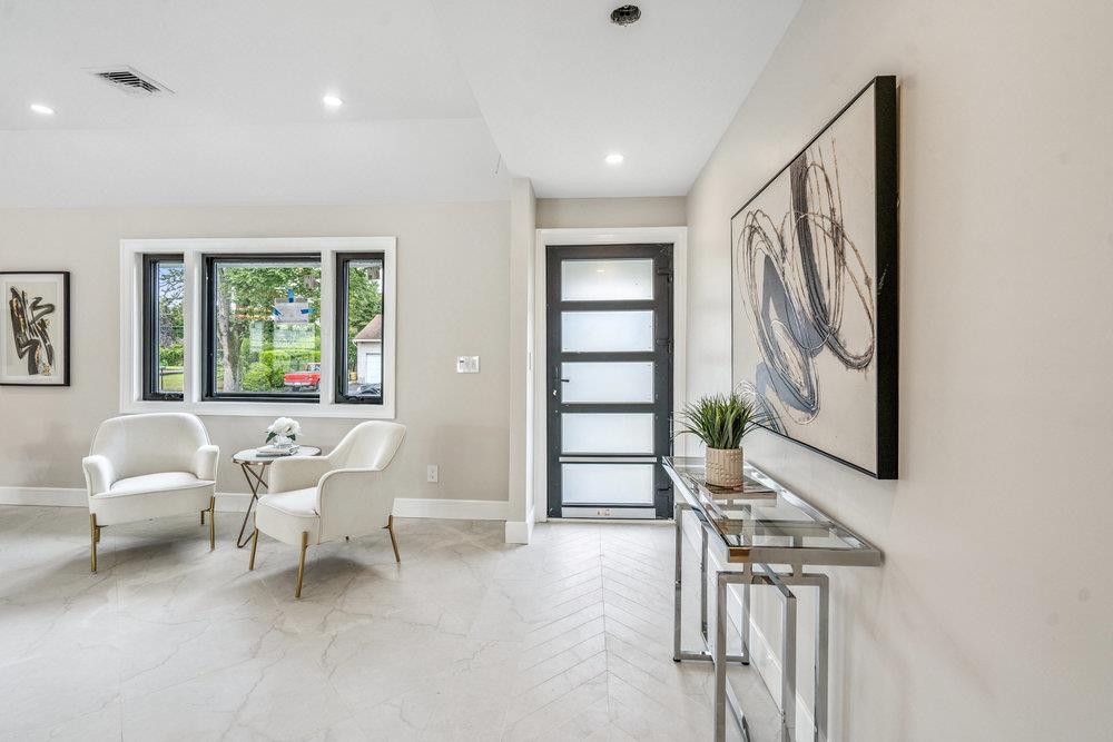 #4 photo, 31 Kalda Lane, Plainview , NY 11803