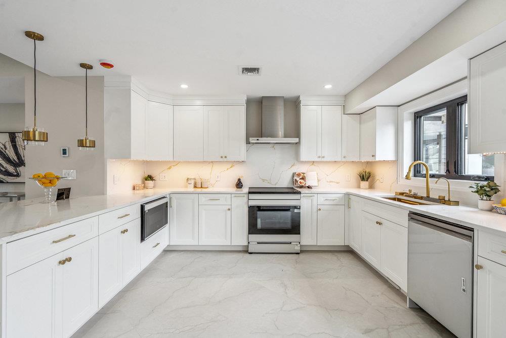 #6 photo, 31 Kalda Lane, Plainview , NY 11803