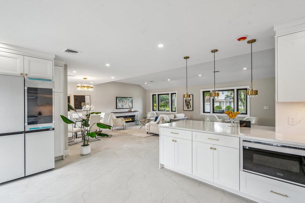 #8 photo, 31 Kalda Lane, Plainview , NY 11803