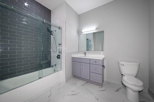 #9 photo, 75 Circle Drive, サフォーク郡 Central Islip , NY 11722