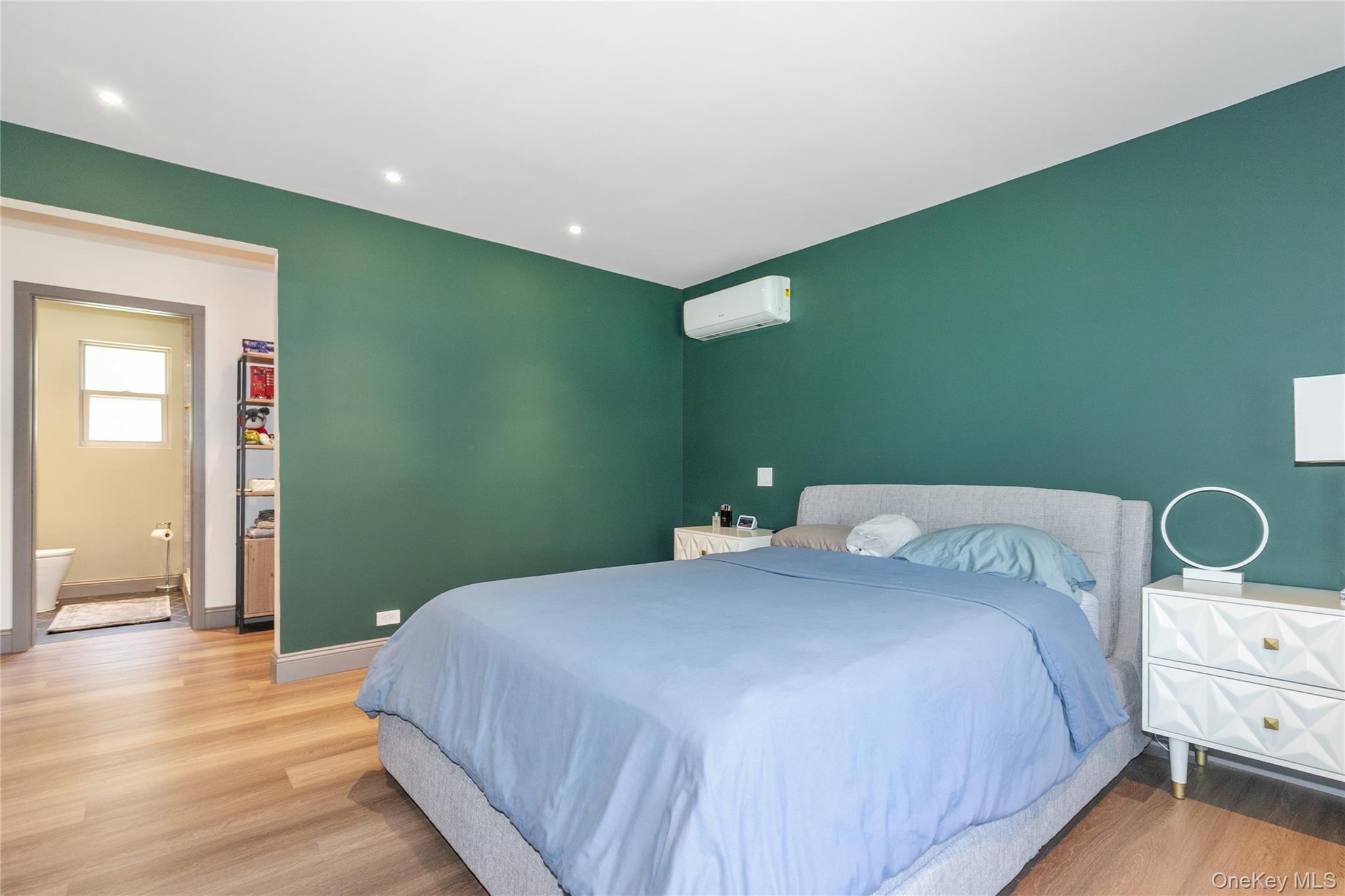 #12 photo, 65 Oak Ridge Lane, ナッソー郡 Albertson , NY 11507