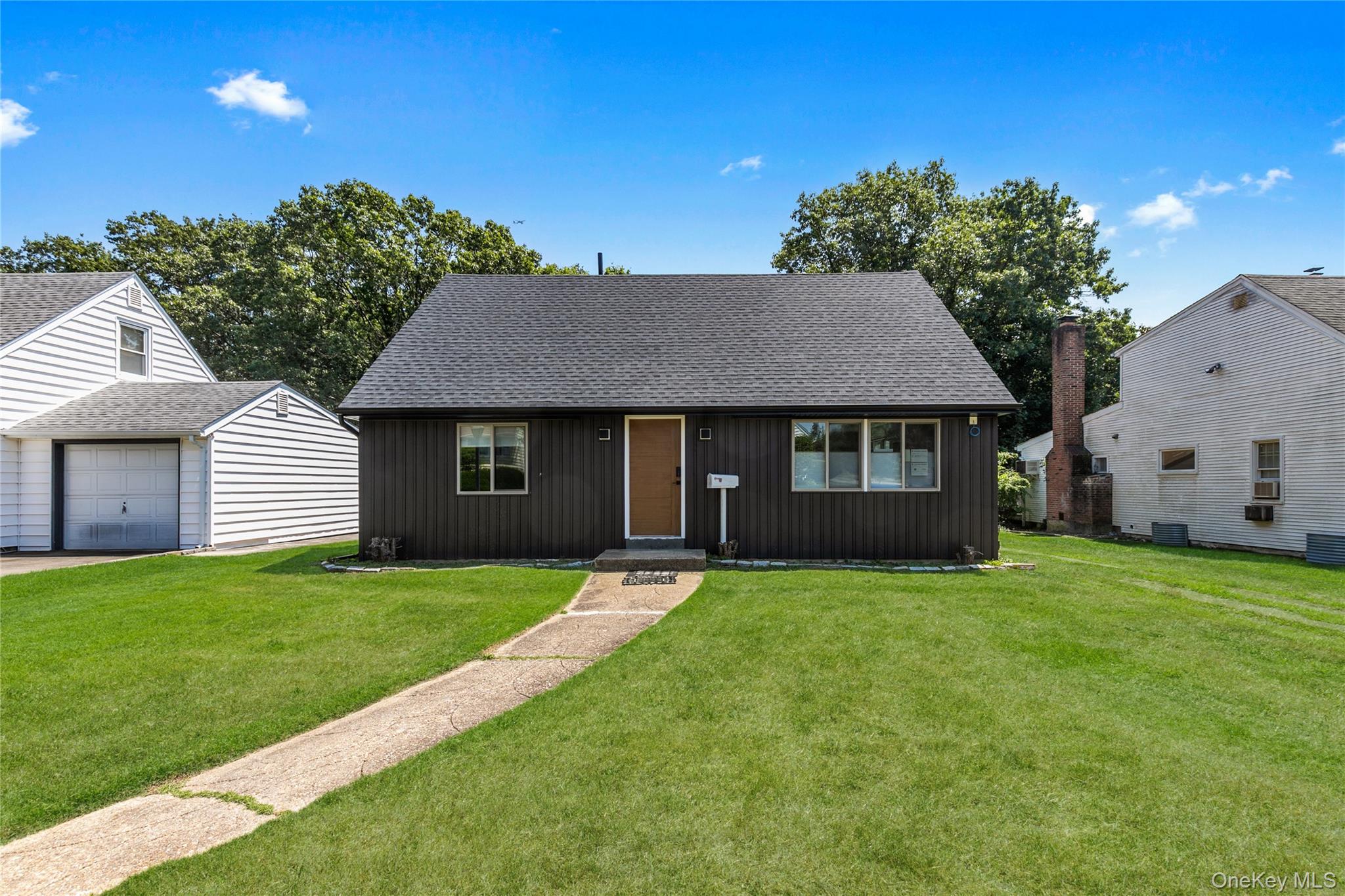 #13 photo, 65 Oak Ridge Lane, ナッソー郡 Albertson , NY 11507