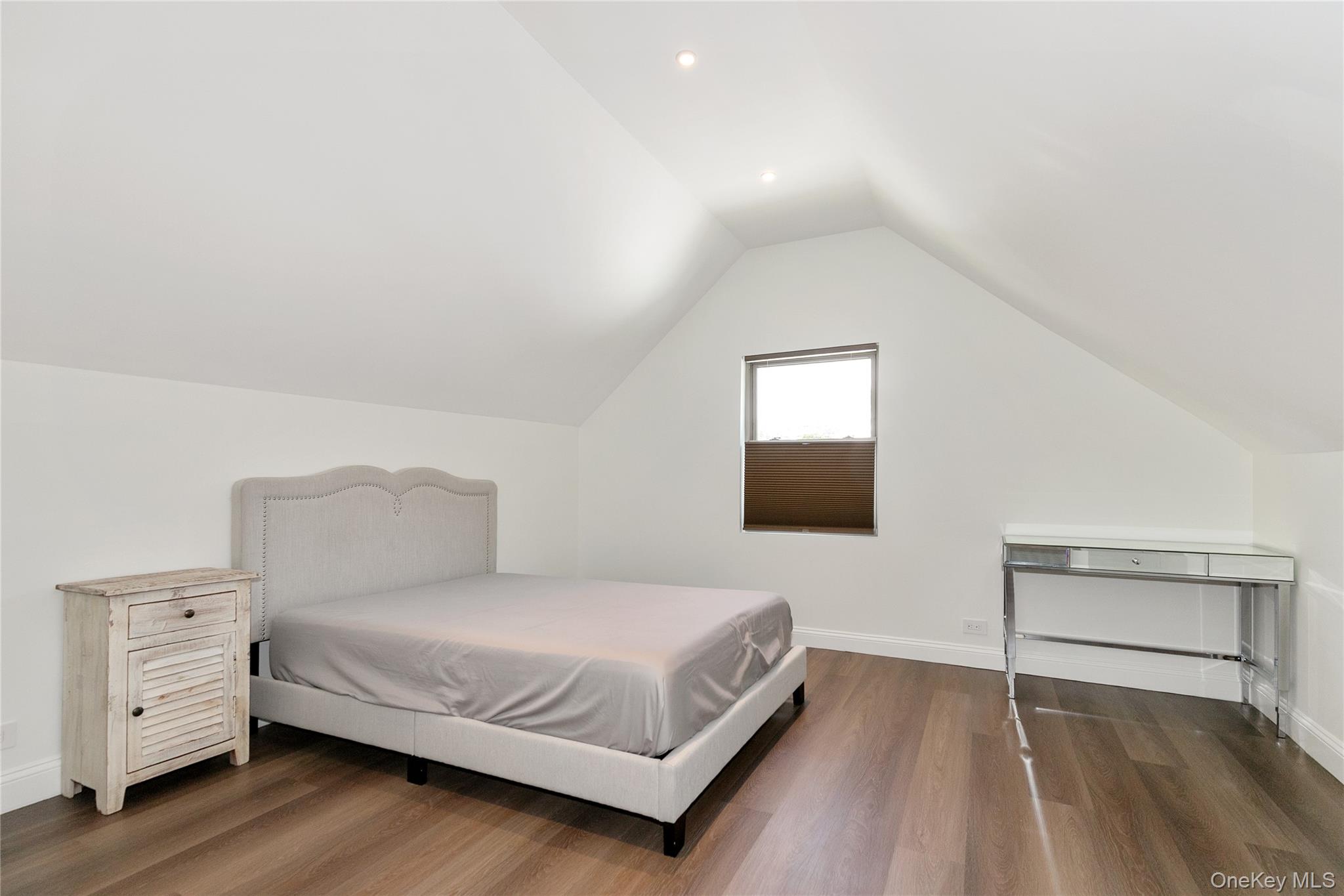 #16 photo, 65 Oak Ridge Lane, ナッソー郡 Albertson , NY 11507