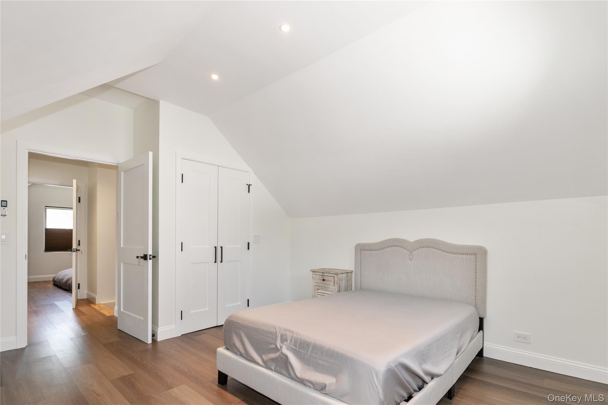 #17 photo, 65 Oak Ridge Lane, ナッソー郡 Albertson , NY 11507