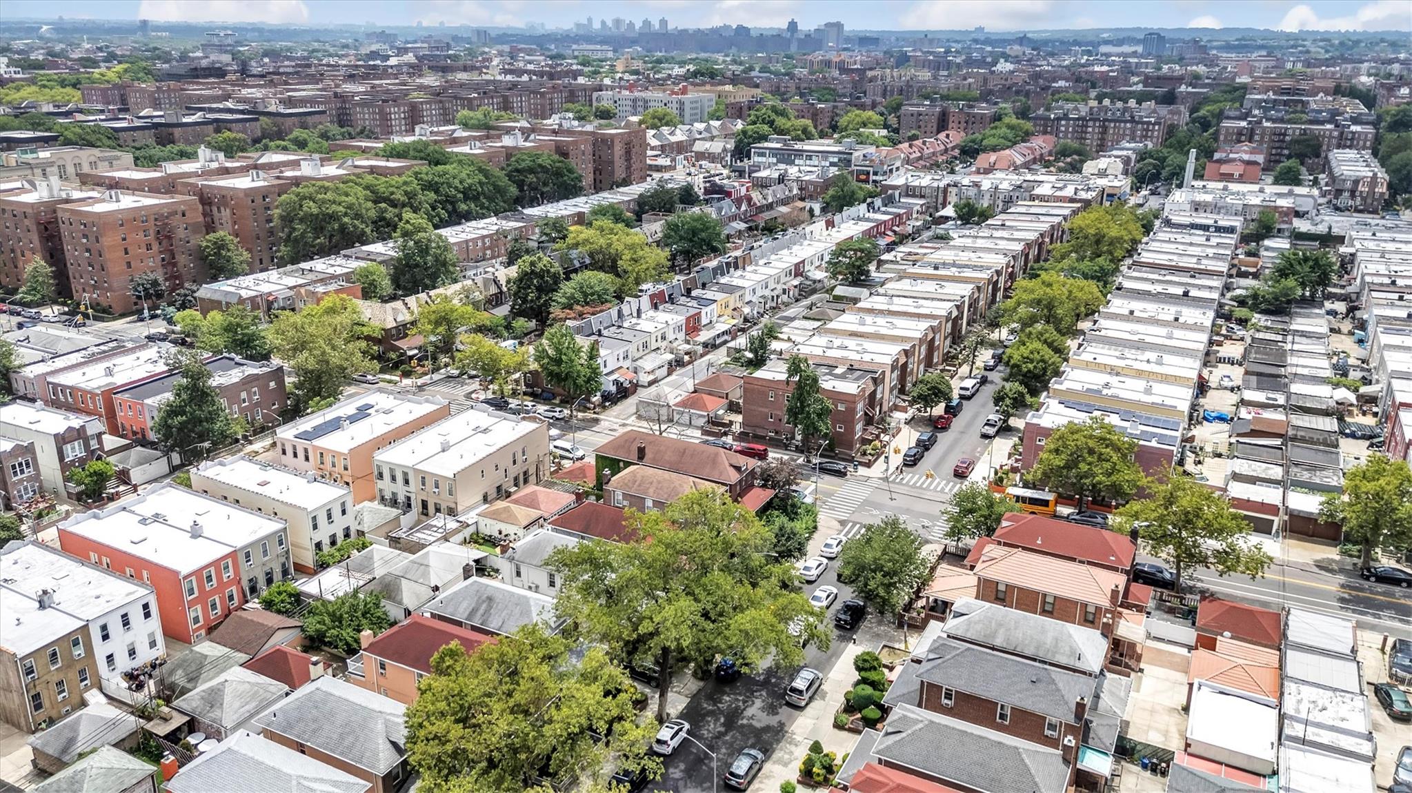 #11 photo, 3137 86th Street, 皇后区 杰克逊高地 Jackson Heights , NY 11369