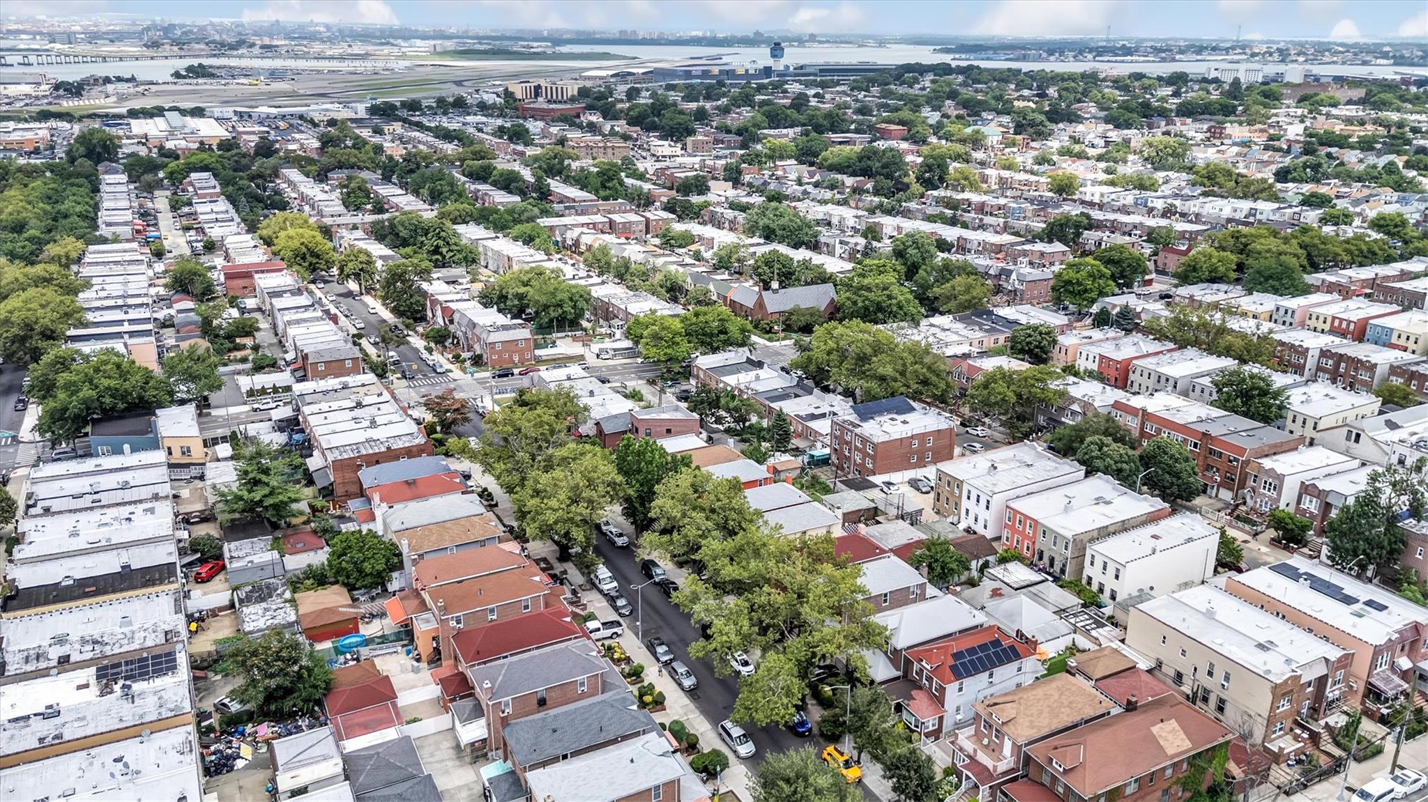 #17 photo, 3137 86th Street, 皇后区 杰克逊高地 Jackson Heights , NY 11369