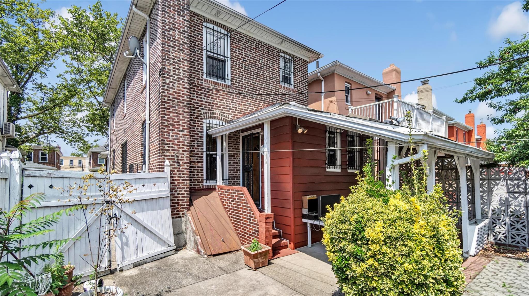 #5 photo, 3137 86th Street, 皇后区 杰克逊高地 Jackson Heights , NY 11369