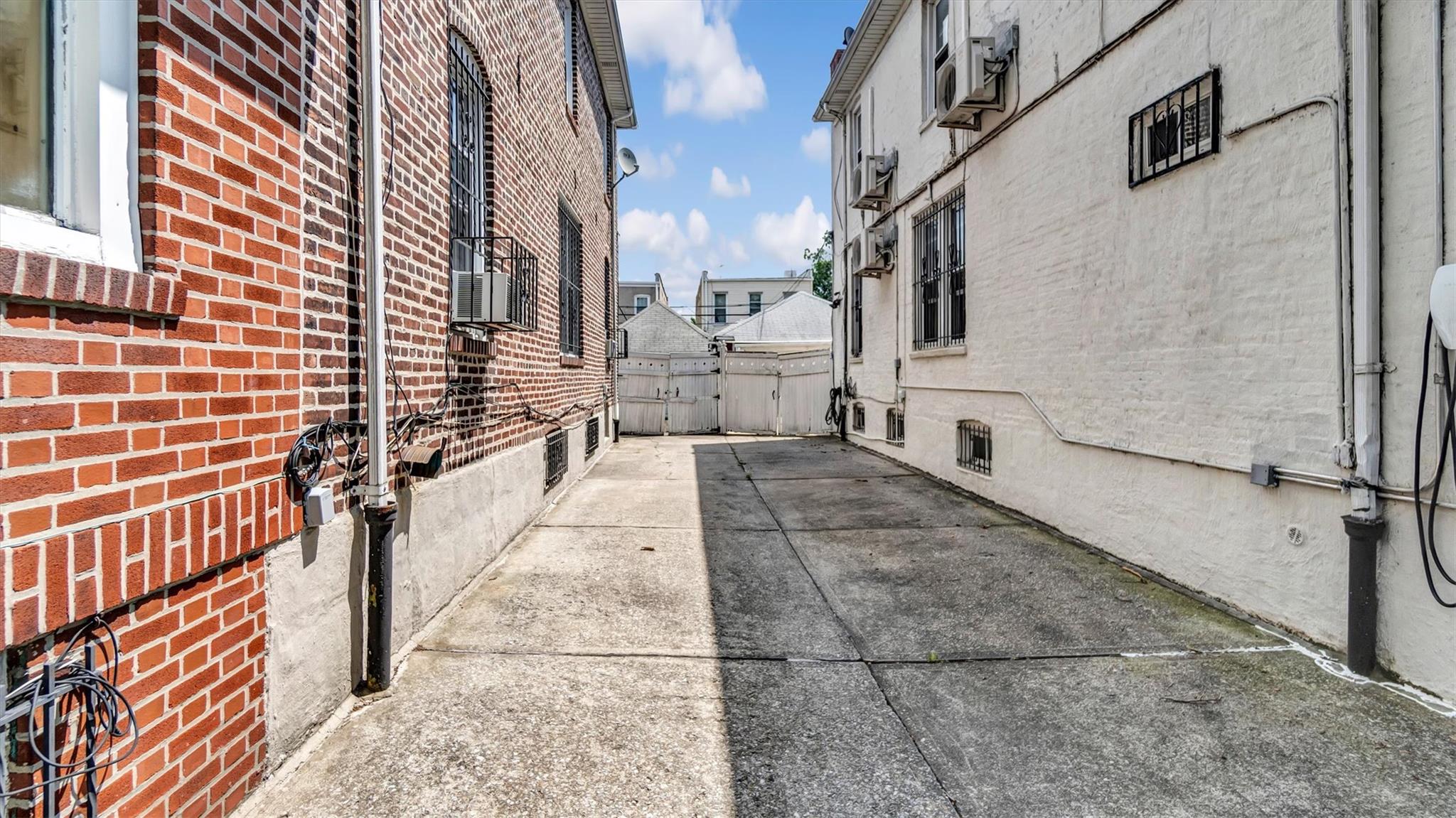 #9 photo, 3137 86th Street, 皇后区 杰克逊高地 Jackson Heights , NY 11369