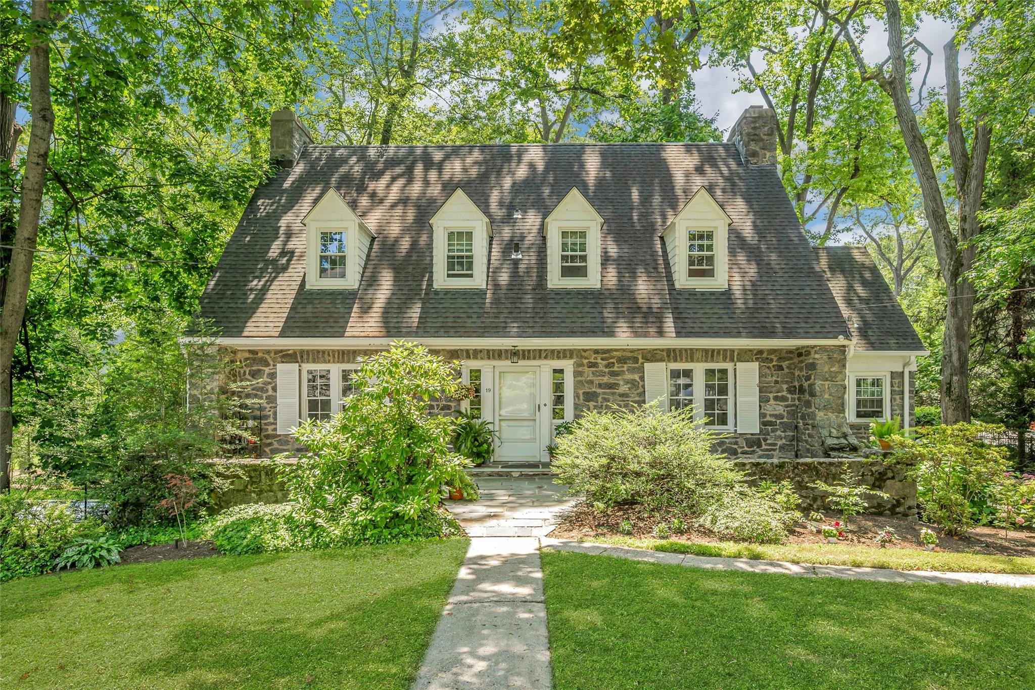 #1 photo, 19 Mountain Avenue, 纽约州 Larchmont , NY 10538