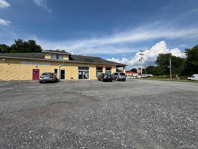 #9 photo, 2907 Us Route 9W, New Windsor , NY 12553