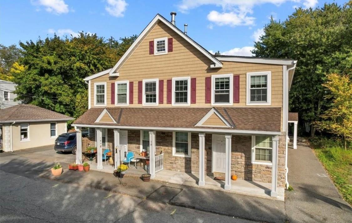 #1 photo, 10 Burnside Avenue, Congers , NY 10920