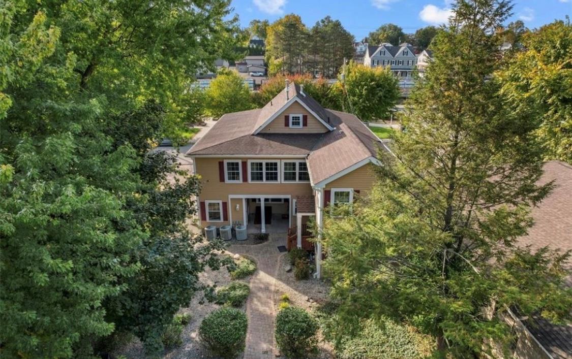 #2 photo, 10 Burnside Avenue, Congers , NY 10920