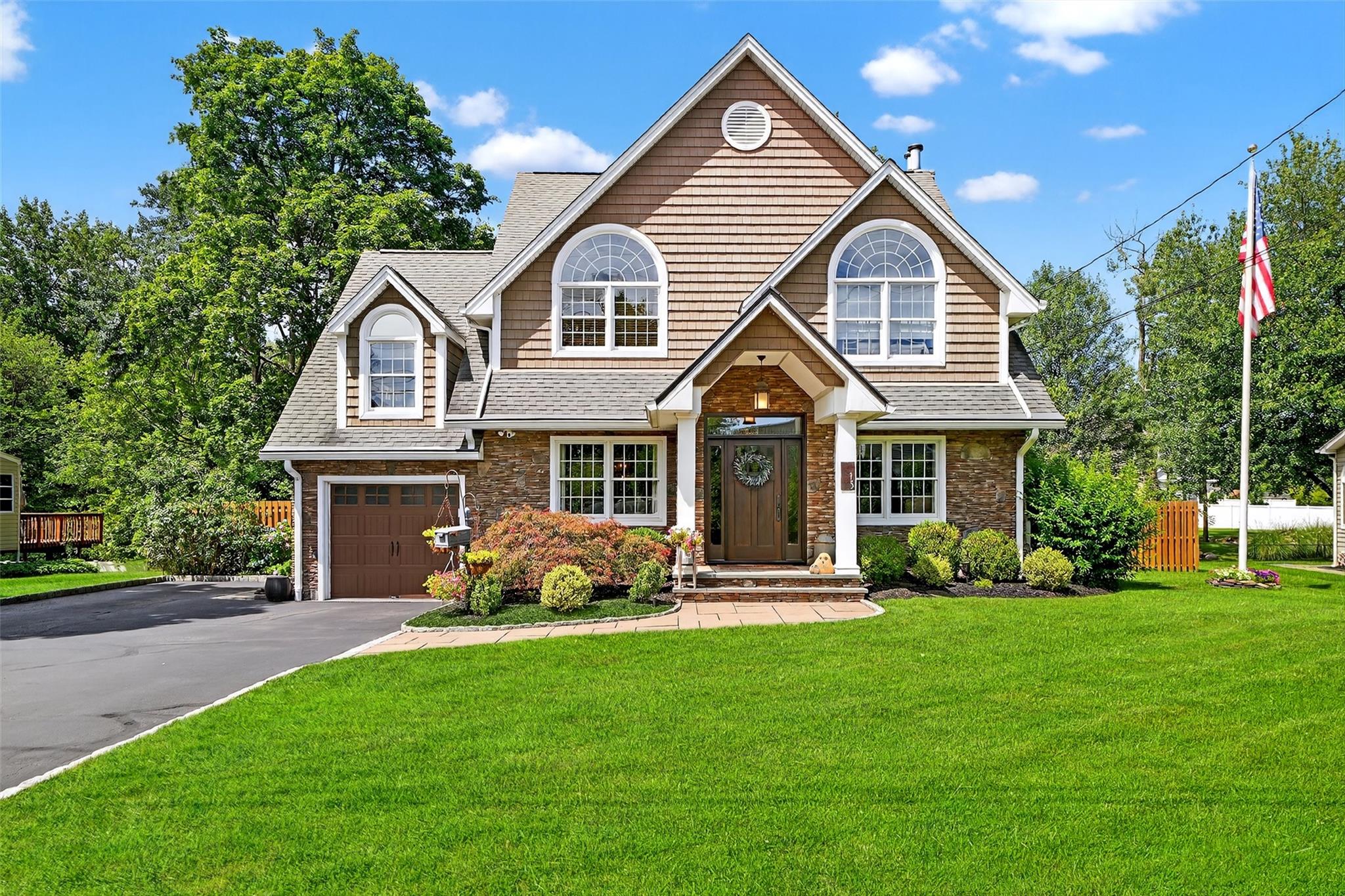 #1 photo, 13 Villa Drive, 紐約州 Nanuet , NY 10954