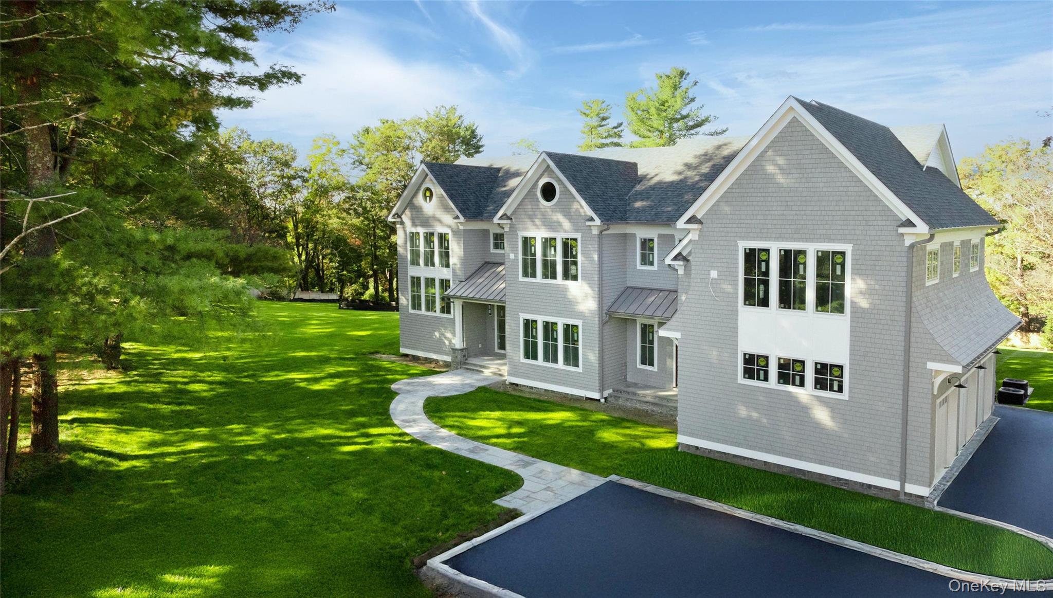 #3 photo, 21 Whippoorwill Road, Armonk , NY 10504