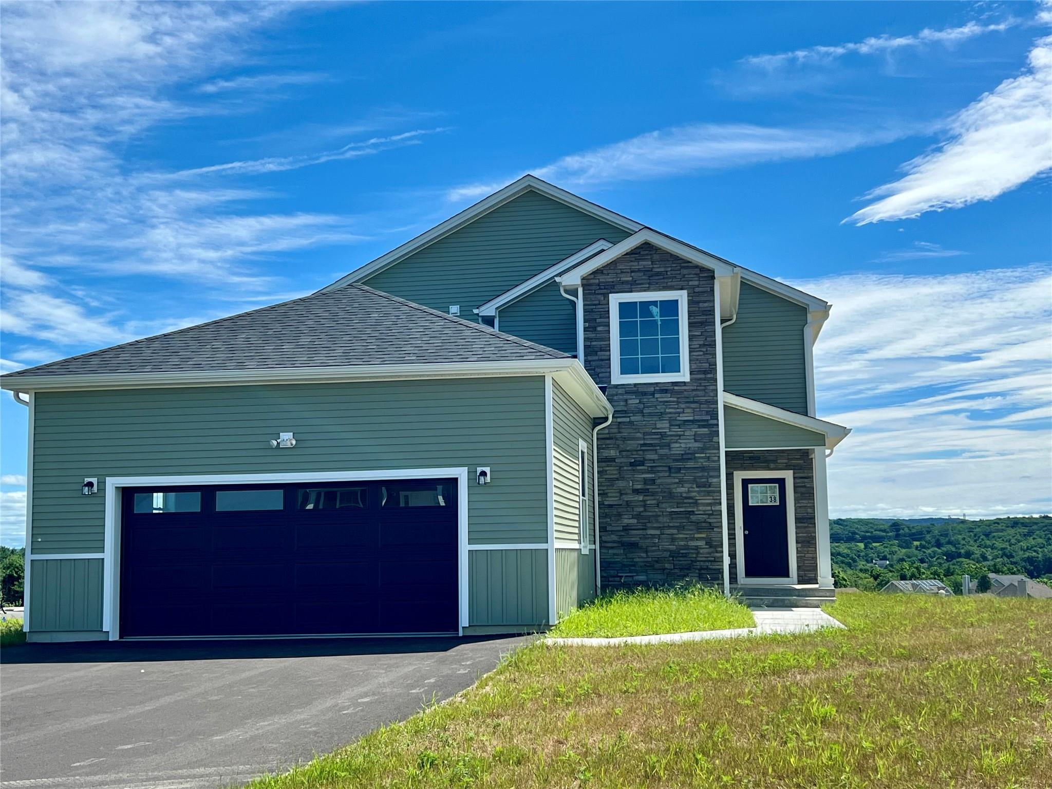 #1 photo, 38 Dartmouth Drive, Poughkeepsie , NY 12603