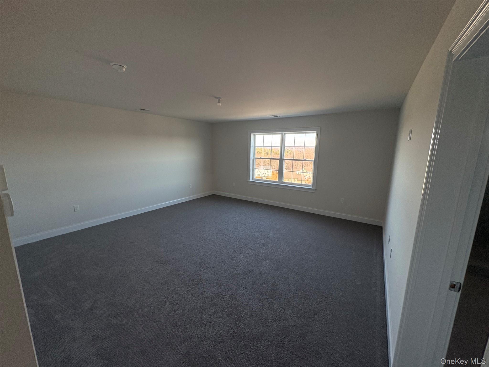 #10 photo, 38 Dartmouth Drive, Poughkeepsie , NY 12603