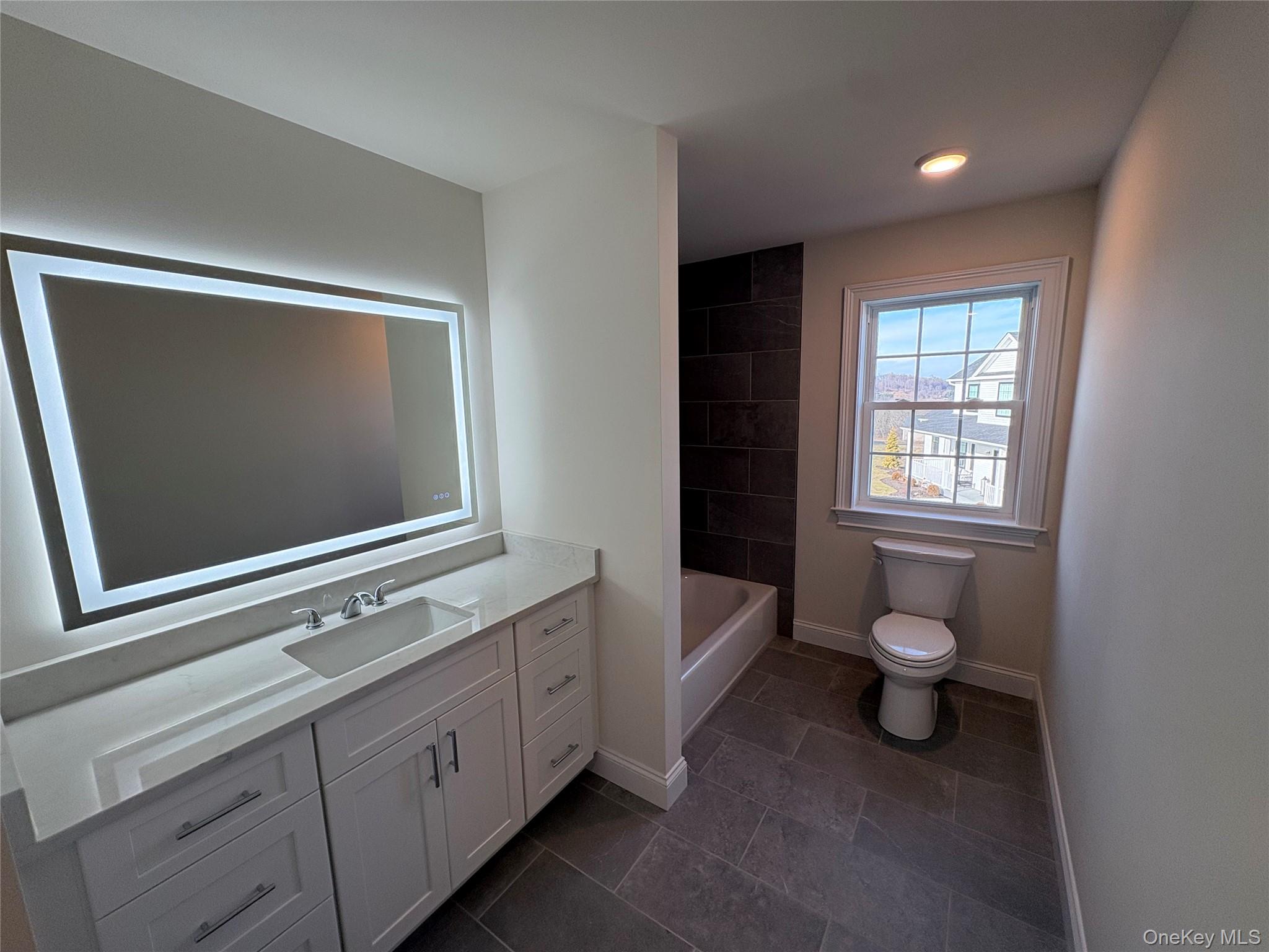 #12 photo, 38 Dartmouth Drive, Poughkeepsie , NY 12603