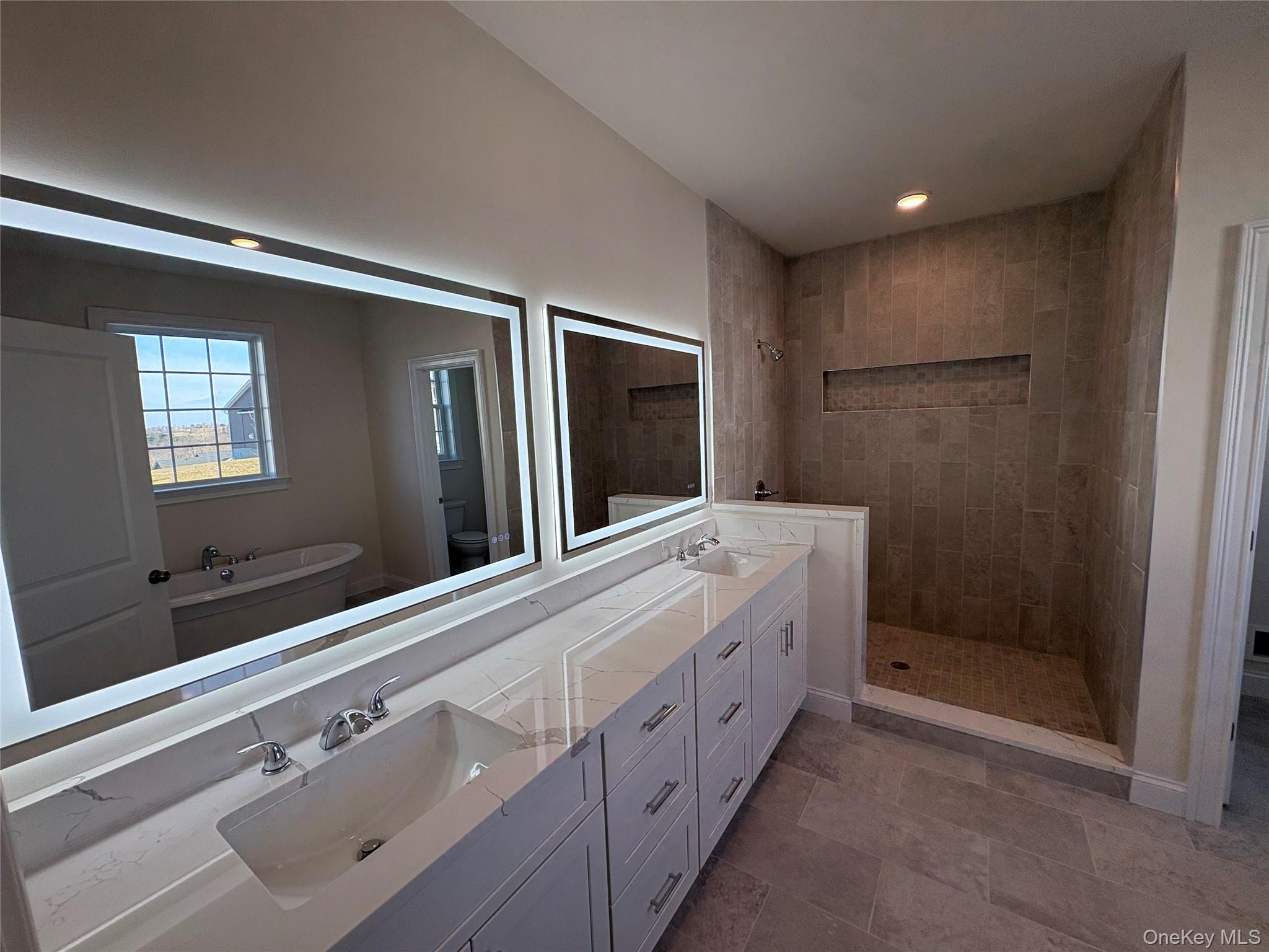 #7 photo, 38 Dartmouth Drive, Poughkeepsie , NY 12603