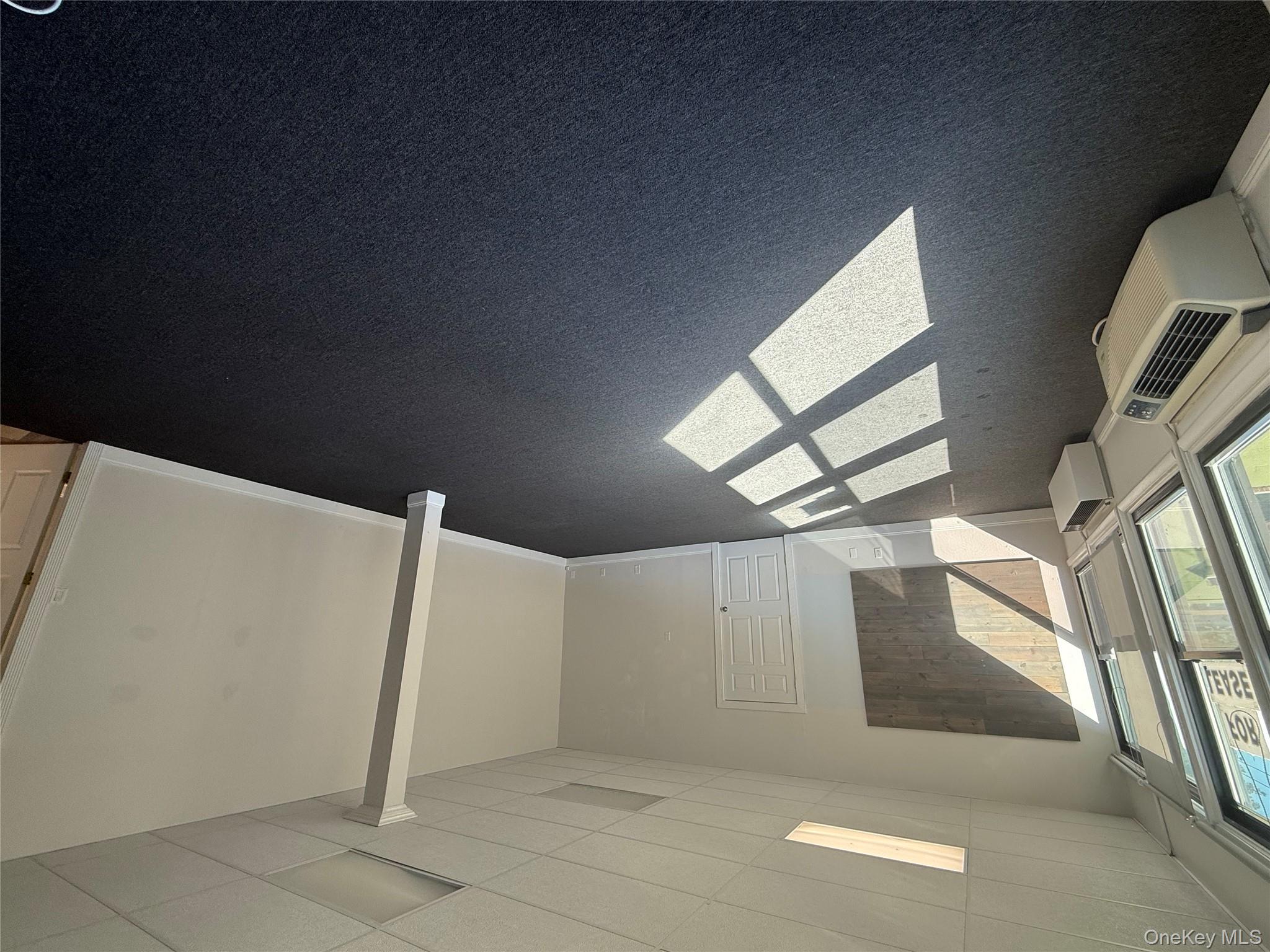 #3 photo, 2042 N Country Road, サフォーク郡 Wading River , NY 11792