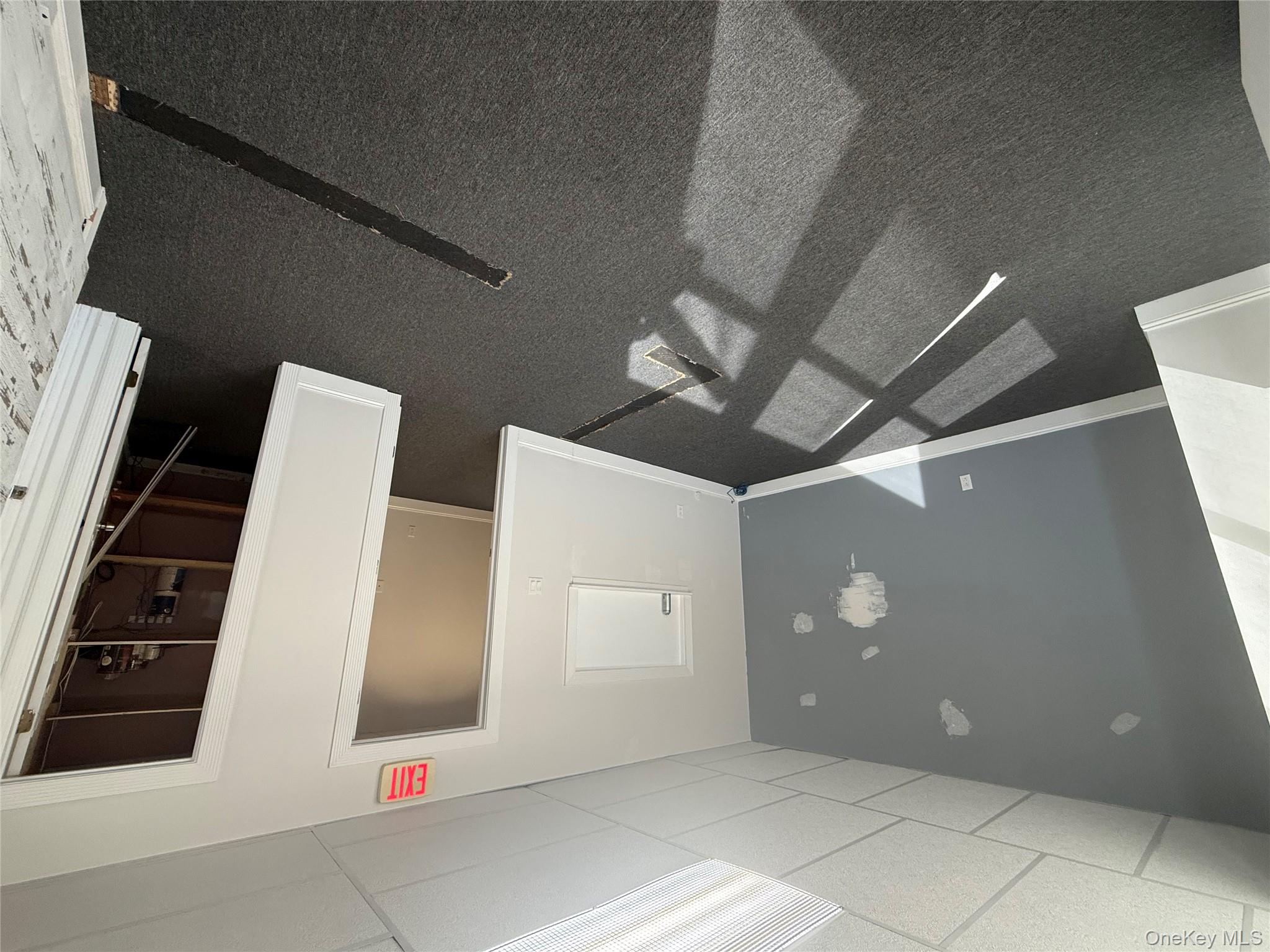 #6 photo, 2042 N Country Road, サフォーク郡 Wading River , NY 11792