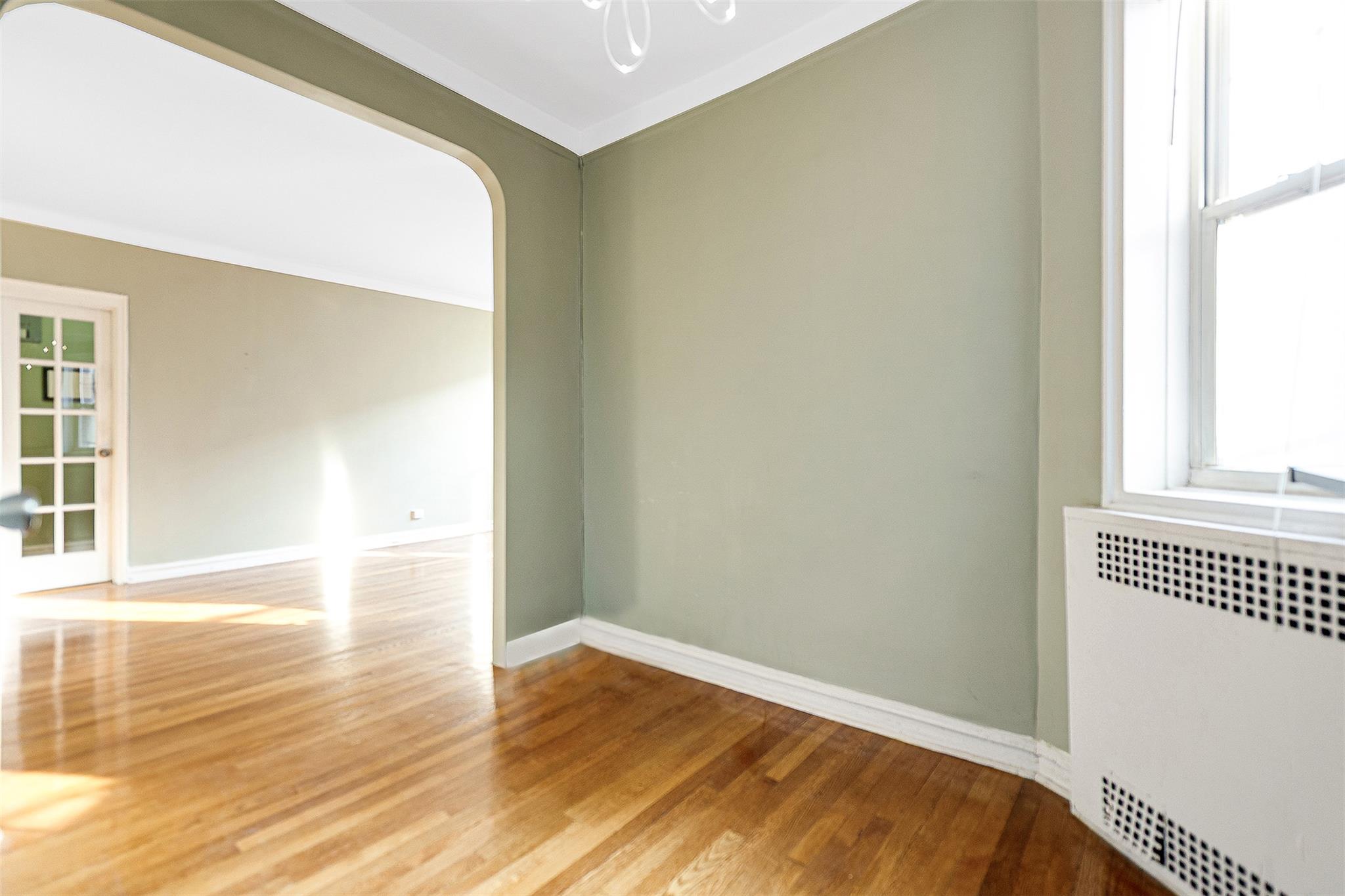 #11 photo, 77-34 113 Street, 皇后區 森林小丘 Forest Hills , NY 11375