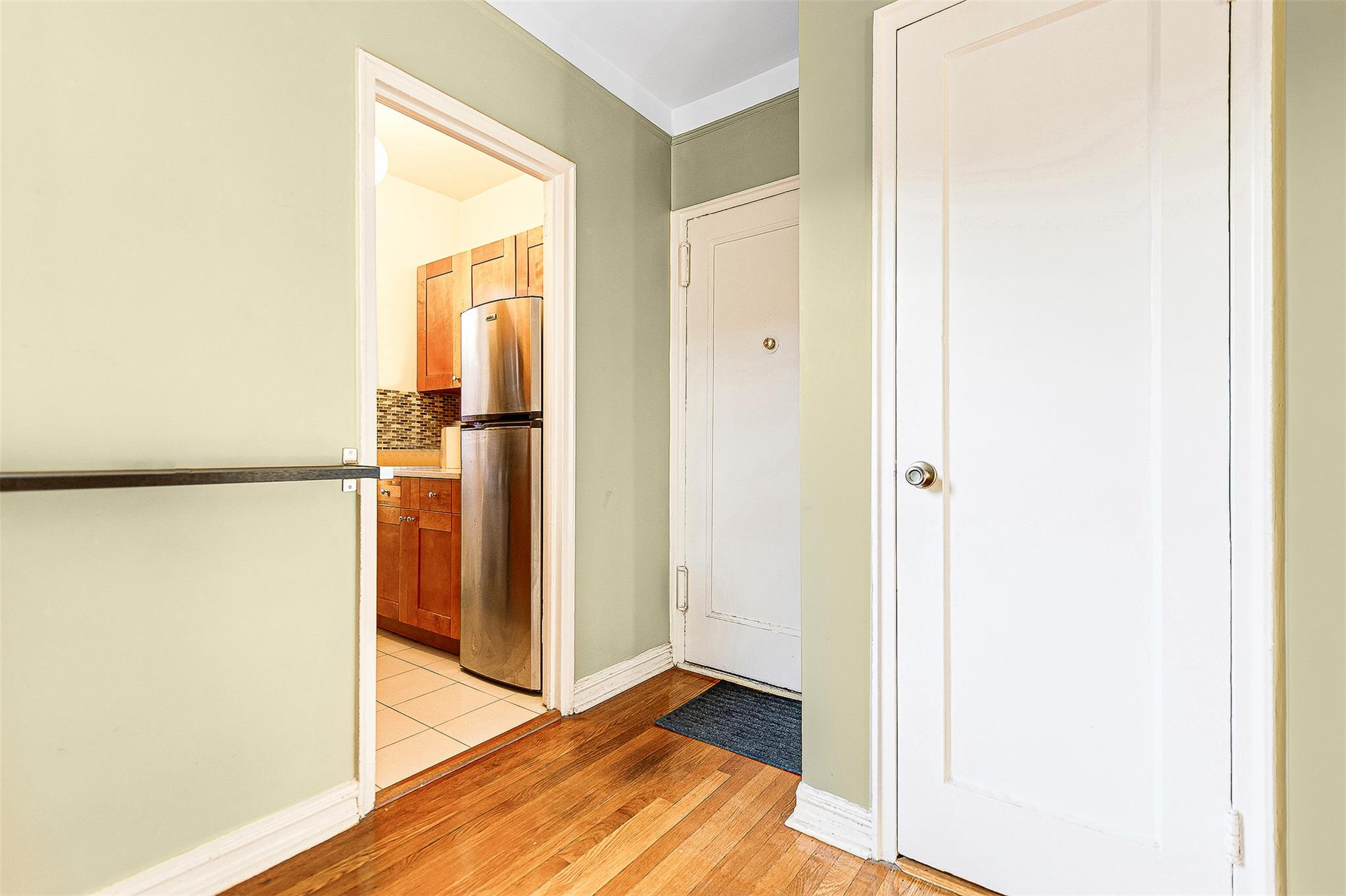 #7 photo, 77-34 113 Street, 皇后區 森林小丘 Forest Hills , NY 11375